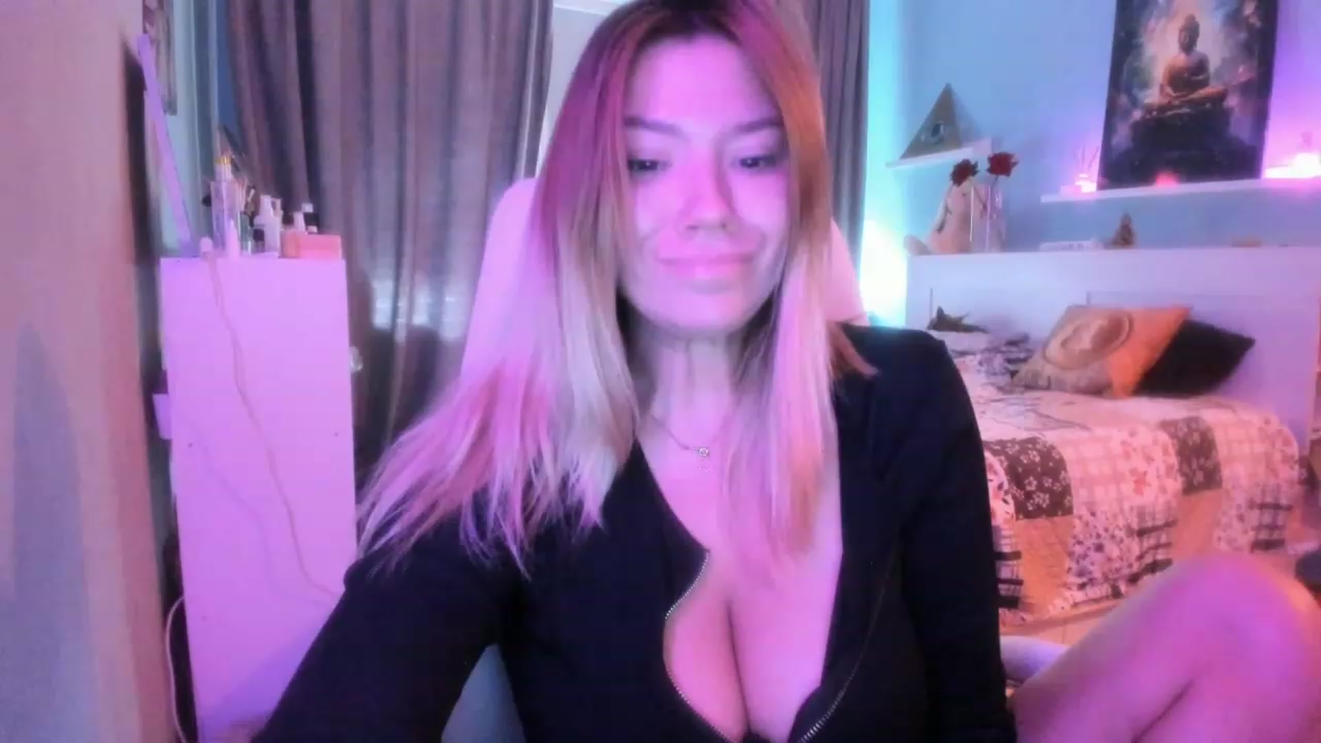 Gallery image thumbnail from NickyBlein's myfreecams stream on, 10/19/2023, 09:19 image 7 of 20
