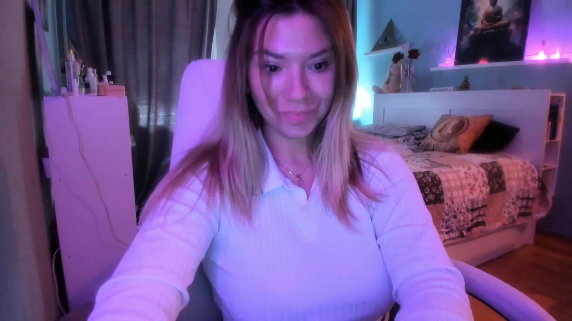 Gallery image thumbnail from NickyBlein's myfreecams stream on, 10/19/2023, 10:32 image 7 of 20