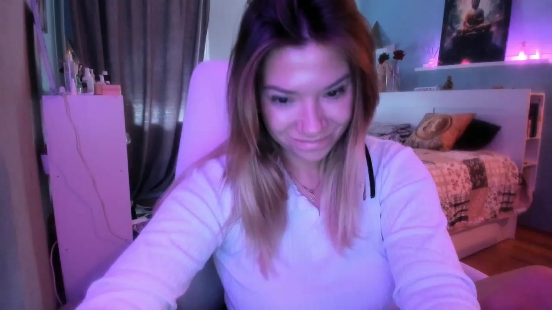 Gallery image thumbnail from NickyBlein's myfreecams stream on, 10/19/2023, 10:32 image 9 of 20