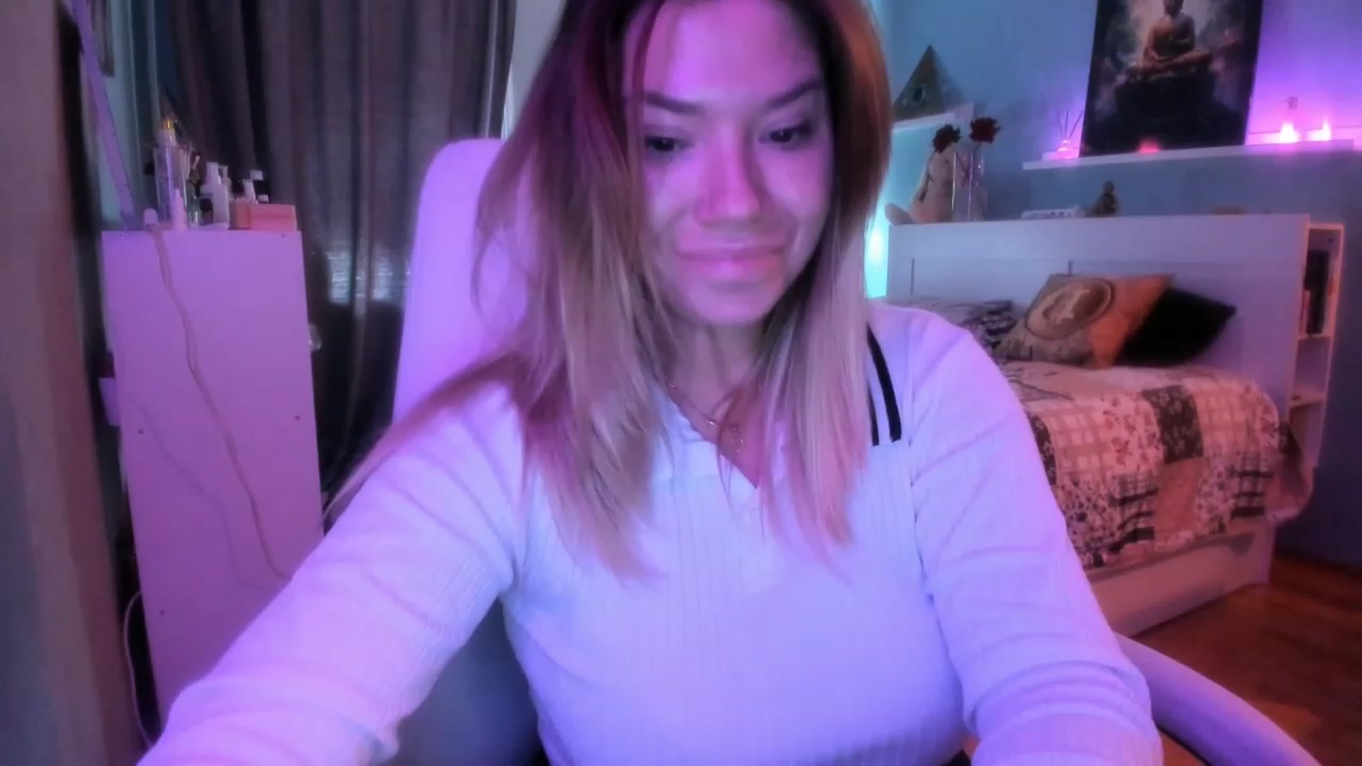 Gallery image thumbnail from NickyBlein's myfreecams stream on, 10/19/2023, 10:32 image 3 of 20