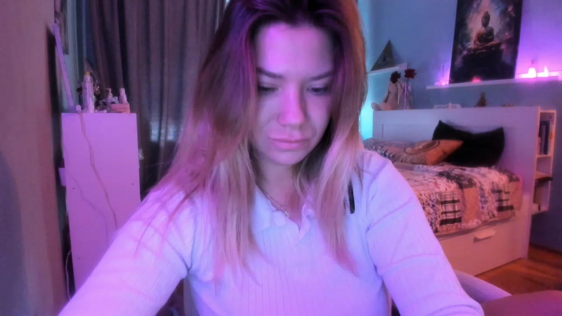 Gallery image thumbnail from NickyBlein's myfreecams stream on, 10/20/2023, 08:11 image 9 of 20