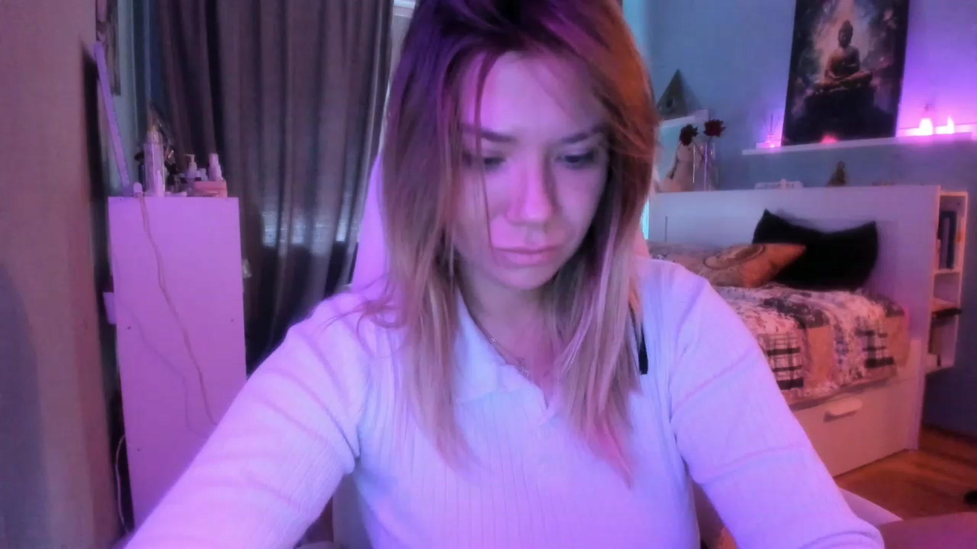 Gallery image thumbnail from NickyBlein's myfreecams stream on, 10/20/2023, 08:11 image 8 of 20