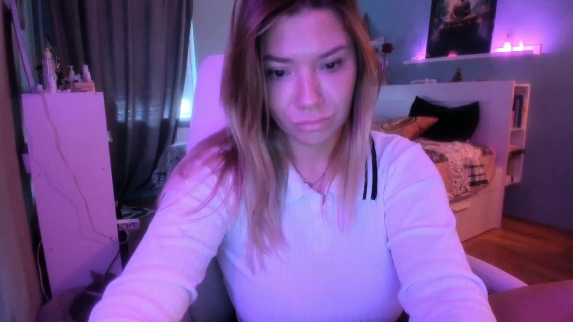 Gallery image thumbnail from NickyBlein's myfreecams stream on, 10/20/2023, 08:54 image 3 of 20
