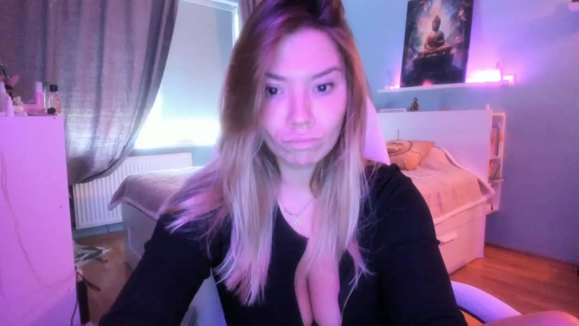 Gallery image thumbnail from NickyBlein's myfreecams stream on, 10/24/2023, 08:51 image 3 of 20