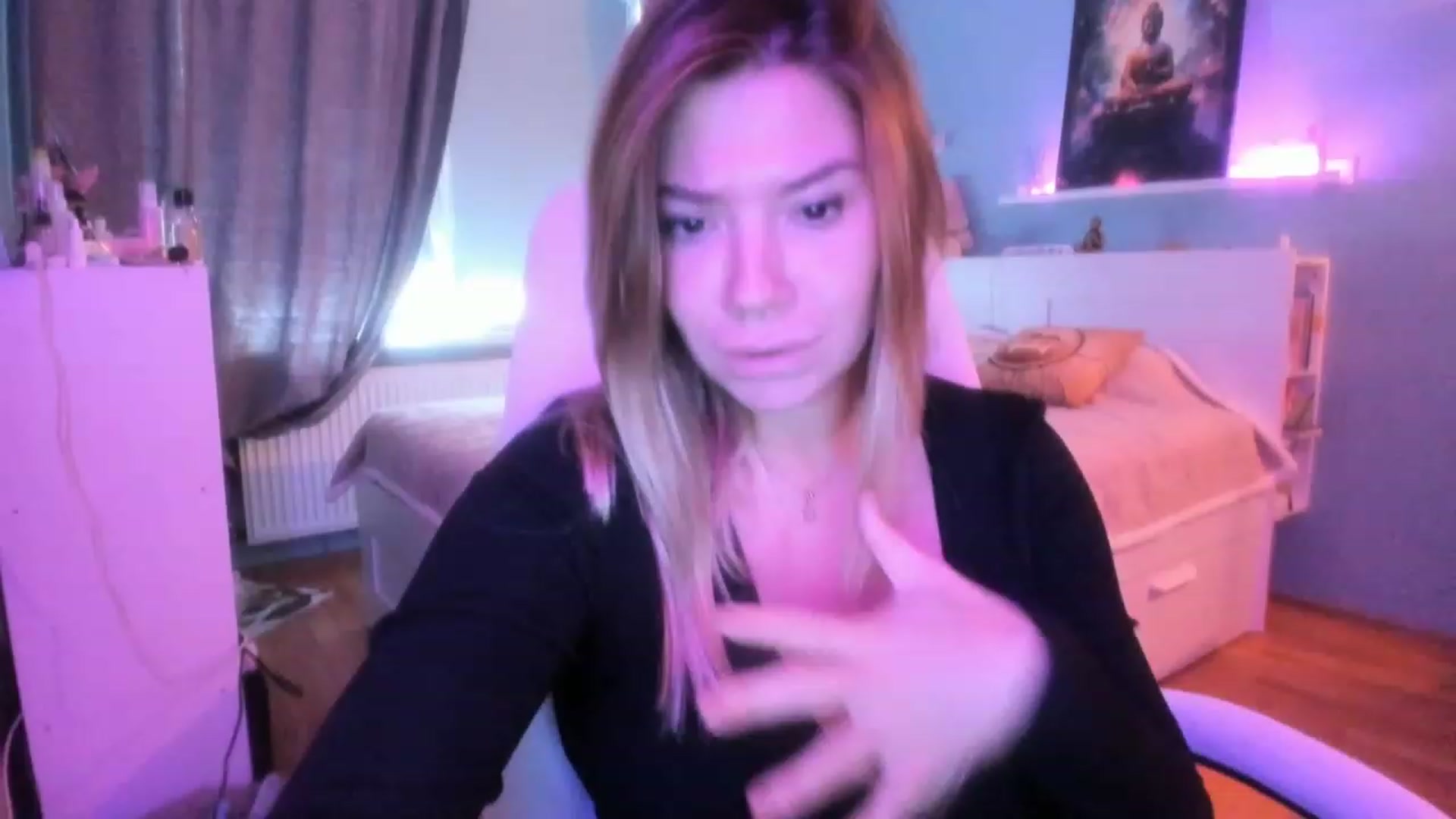 Gallery image thumbnail from NickyBlein's myfreecams stream on, 10/24/2023, 10:29 image 16 of 20