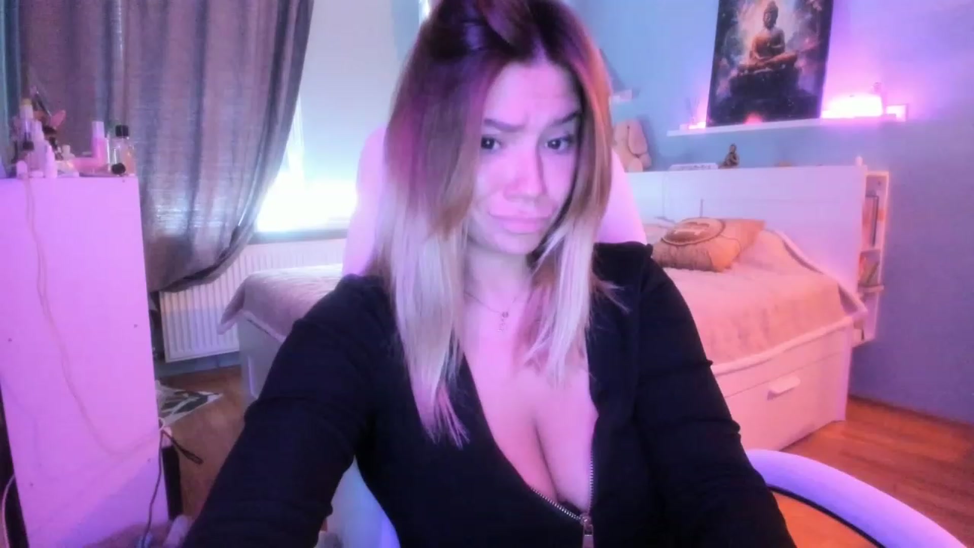 Gallery image thumbnail from NickyBlein's myfreecams stream on, 10/24/2023, 10:29 image 17 of 20