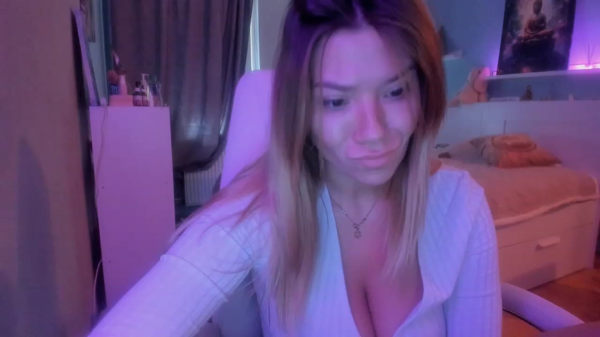 Gallery image thumbnail from NickyBlein's myfreecams stream on, 10/27/2023, 08:22 image 20 of 20