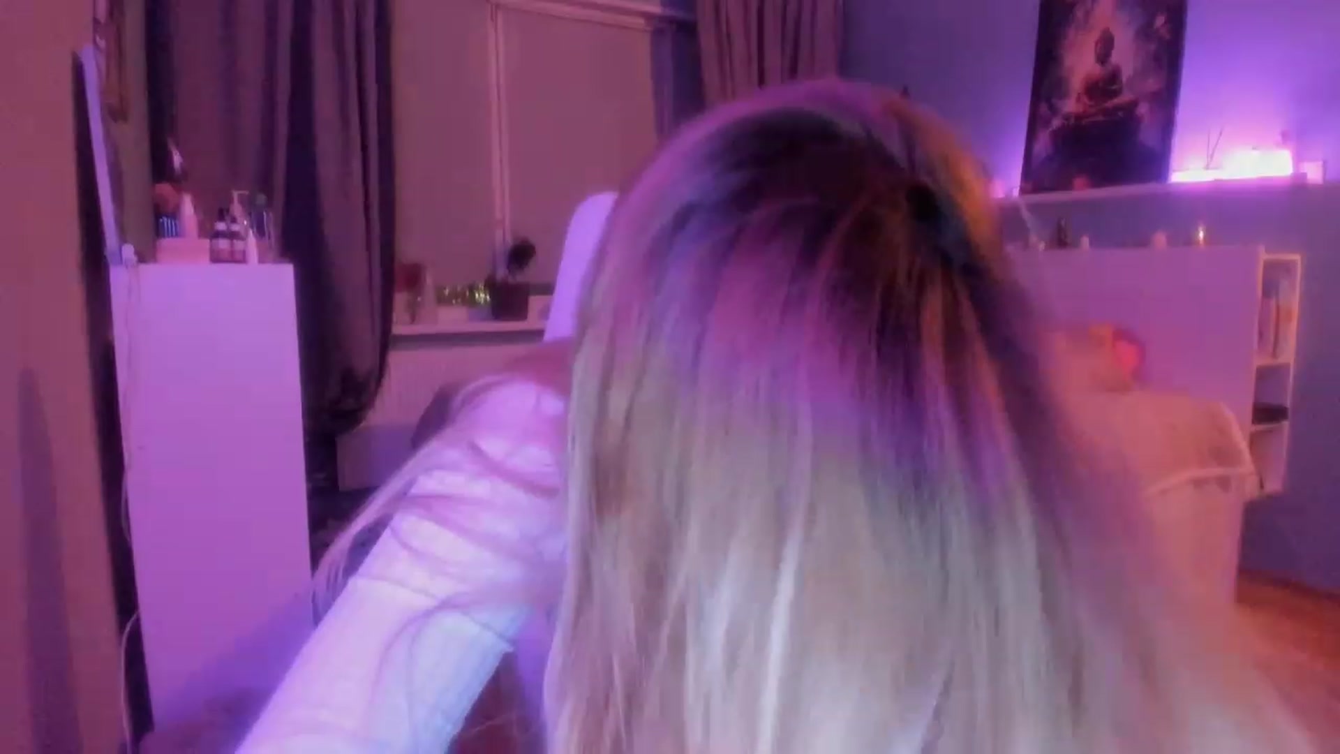 Gallery image thumbnail from NickyBlein's myfreecams stream on, 10/27/2023, 19:07 image 2 of 20