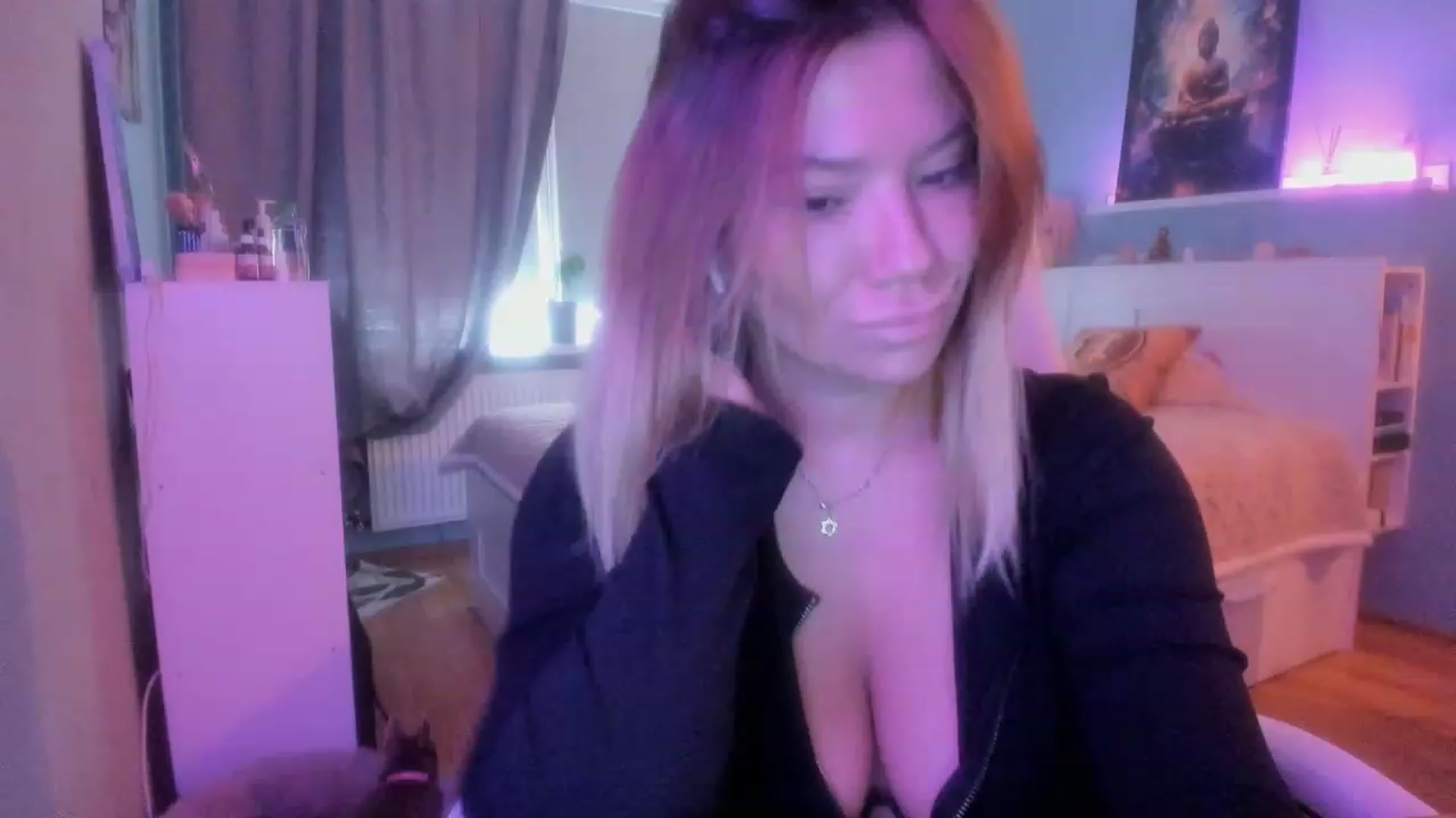 Gallery image thumbnail from NickyBlein's myfreecams stream on, 10/28/2023, 08:12 image 8 of 20