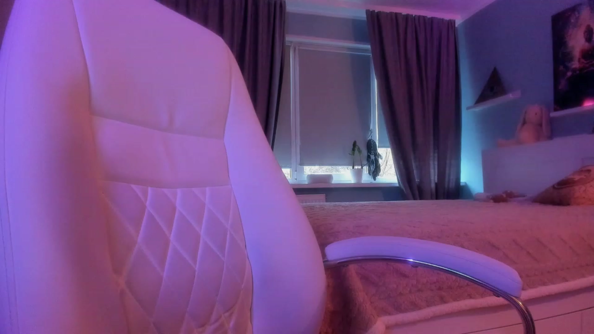 Gallery image thumbnail from NickyBlein's myfreecams stream on, 11/07/2023, 08:54 image 8 of 20