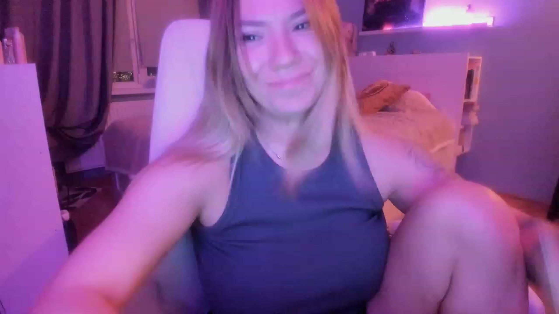 Gallery image thumbnail from NickyBlein's myfreecams stream on, 11/07/2023, 17:08 image 18 of 20