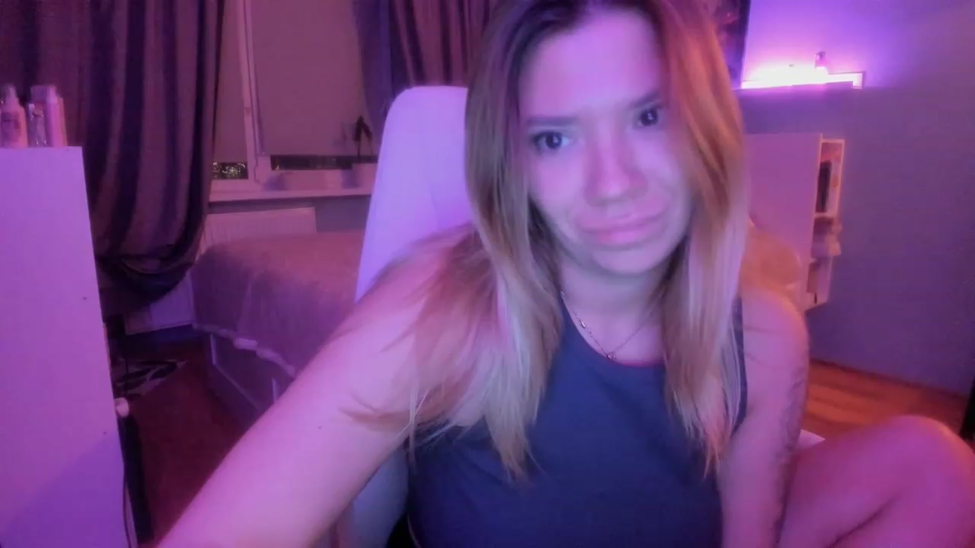 Gallery image thumbnail from NickyBlein's myfreecams stream on, 11/07/2023, 17:57 image 7 of 20