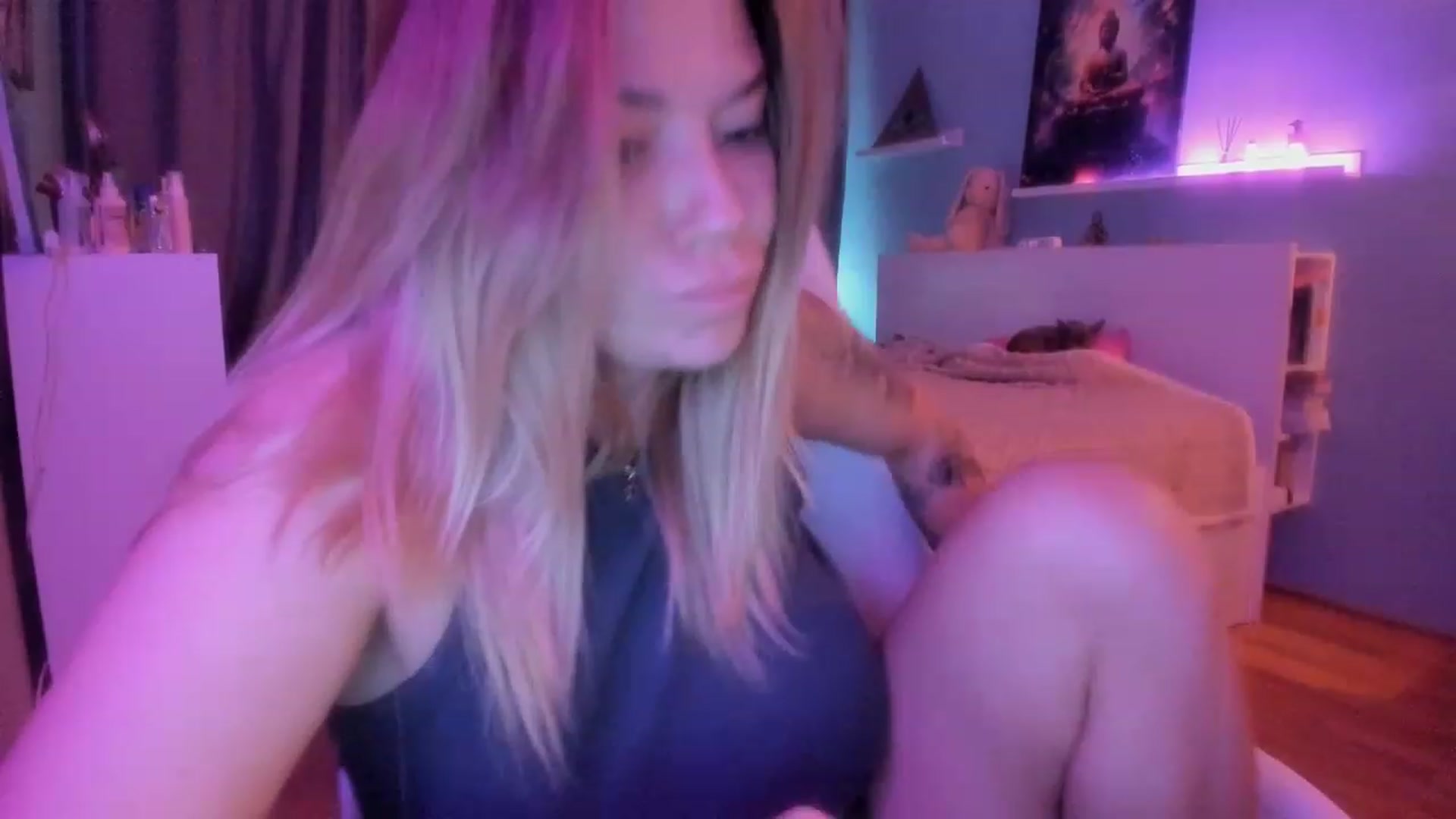 Gallery image thumbnail from NickyBlein's myfreecams stream on, 11/08/2023, 07:57 image 8 of 20