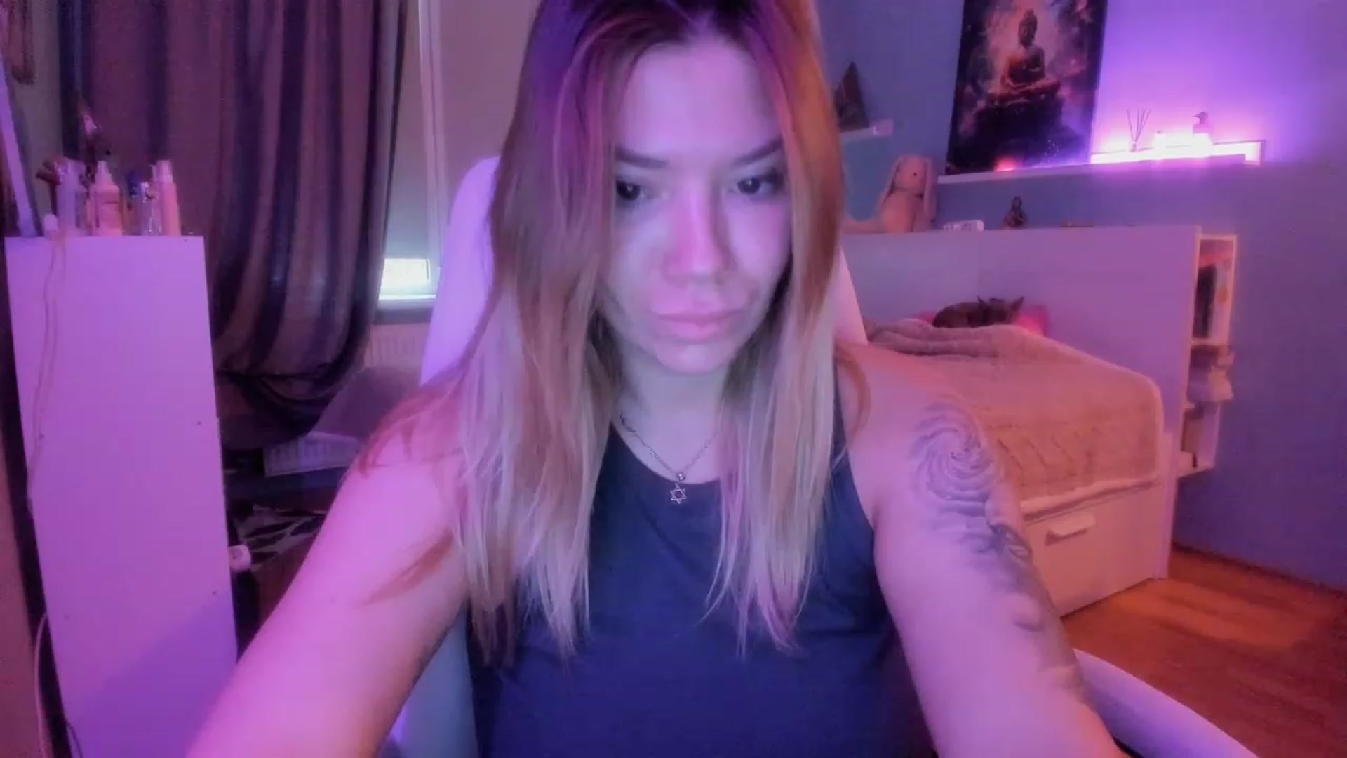 Gallery image thumbnail from NickyBlein's myfreecams stream on, 11/08/2023, 07:57 image 7 of 20