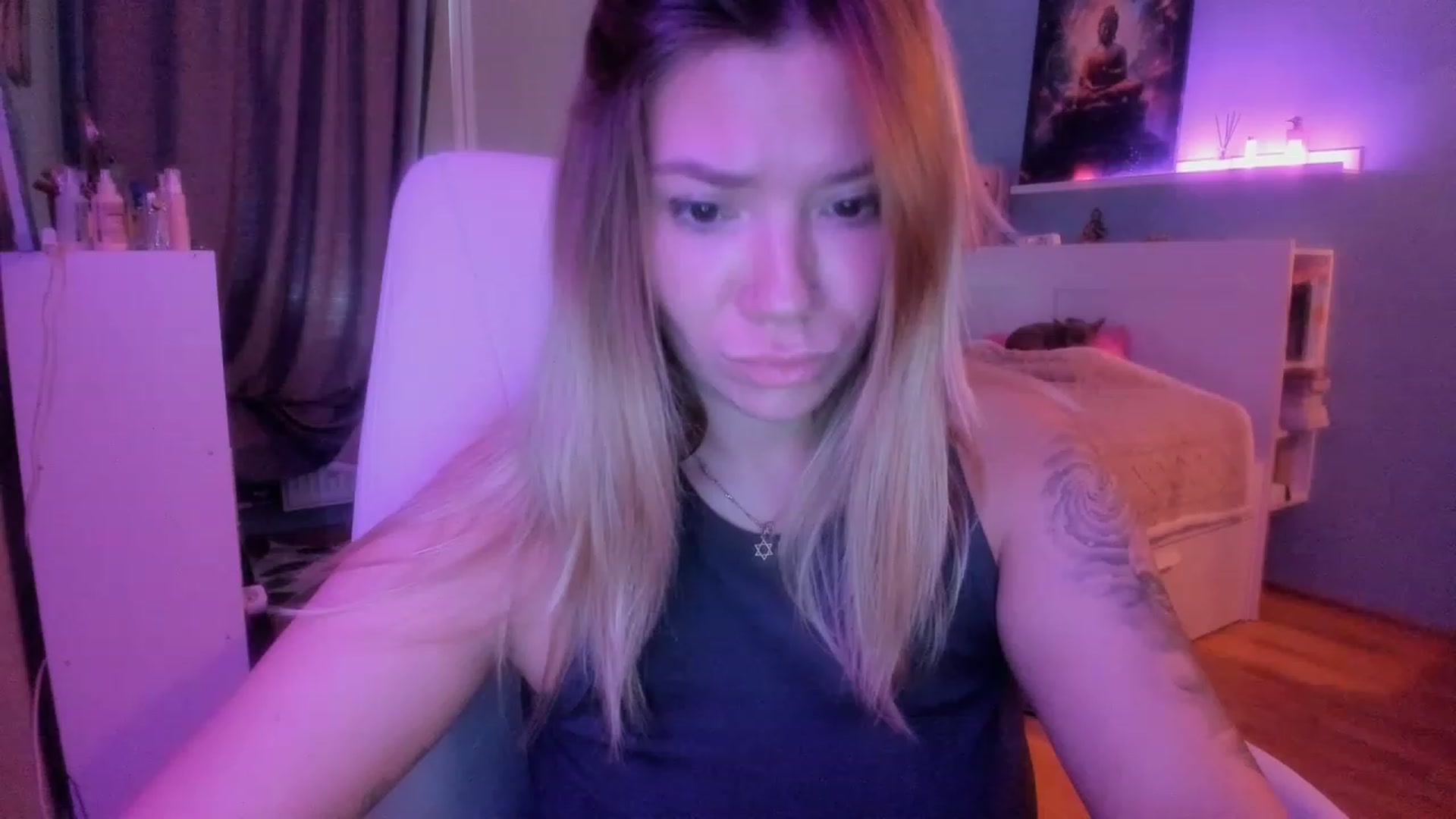 Gallery image thumbnail from NickyBlein's myfreecams stream on, 11/08/2023, 07:57 image 11 of 20