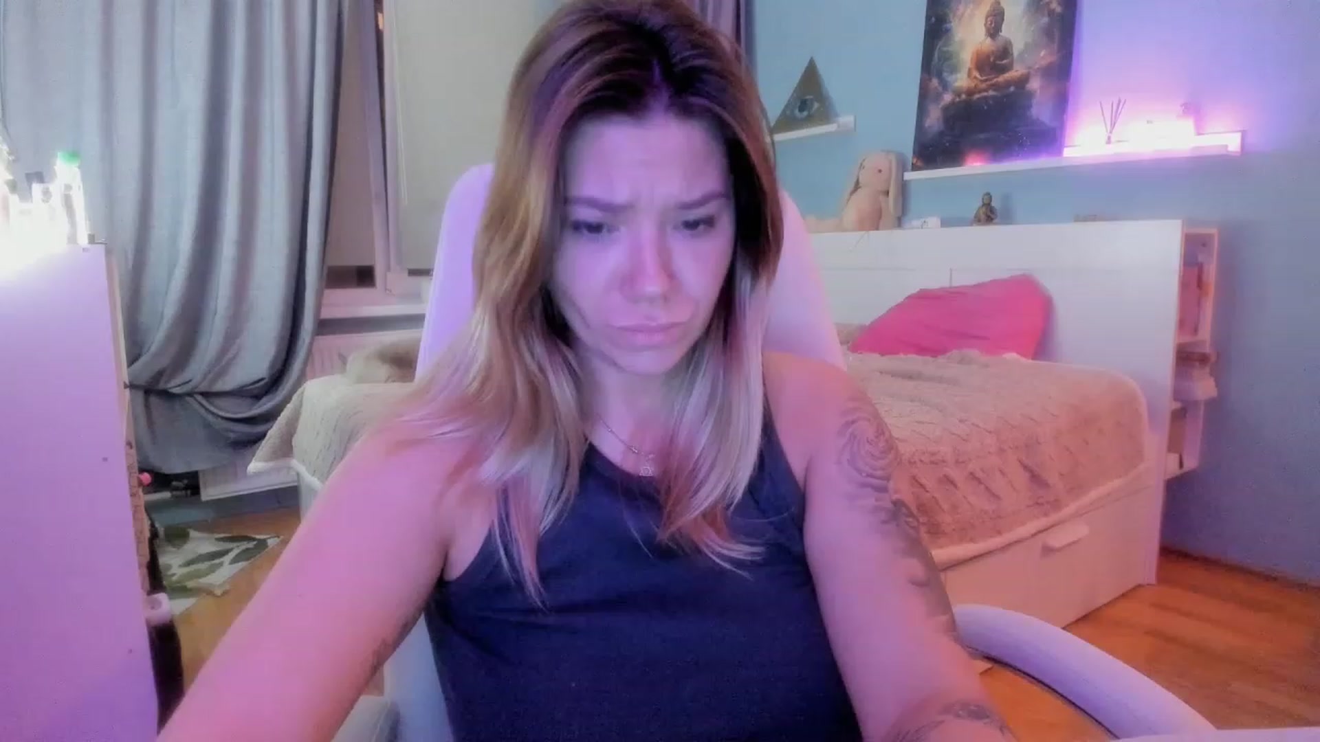 Gallery image thumbnail from NickyBlein's myfreecams stream on, 11/08/2023, 18:34 image 1 of 20