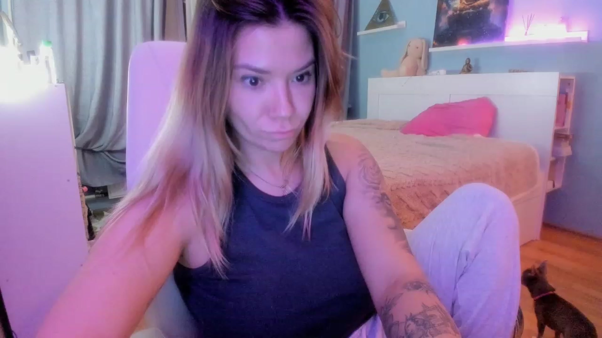 Gallery image thumbnail from NickyBlein's myfreecams stream on, 11/08/2023, 19:07 image 20 of 20