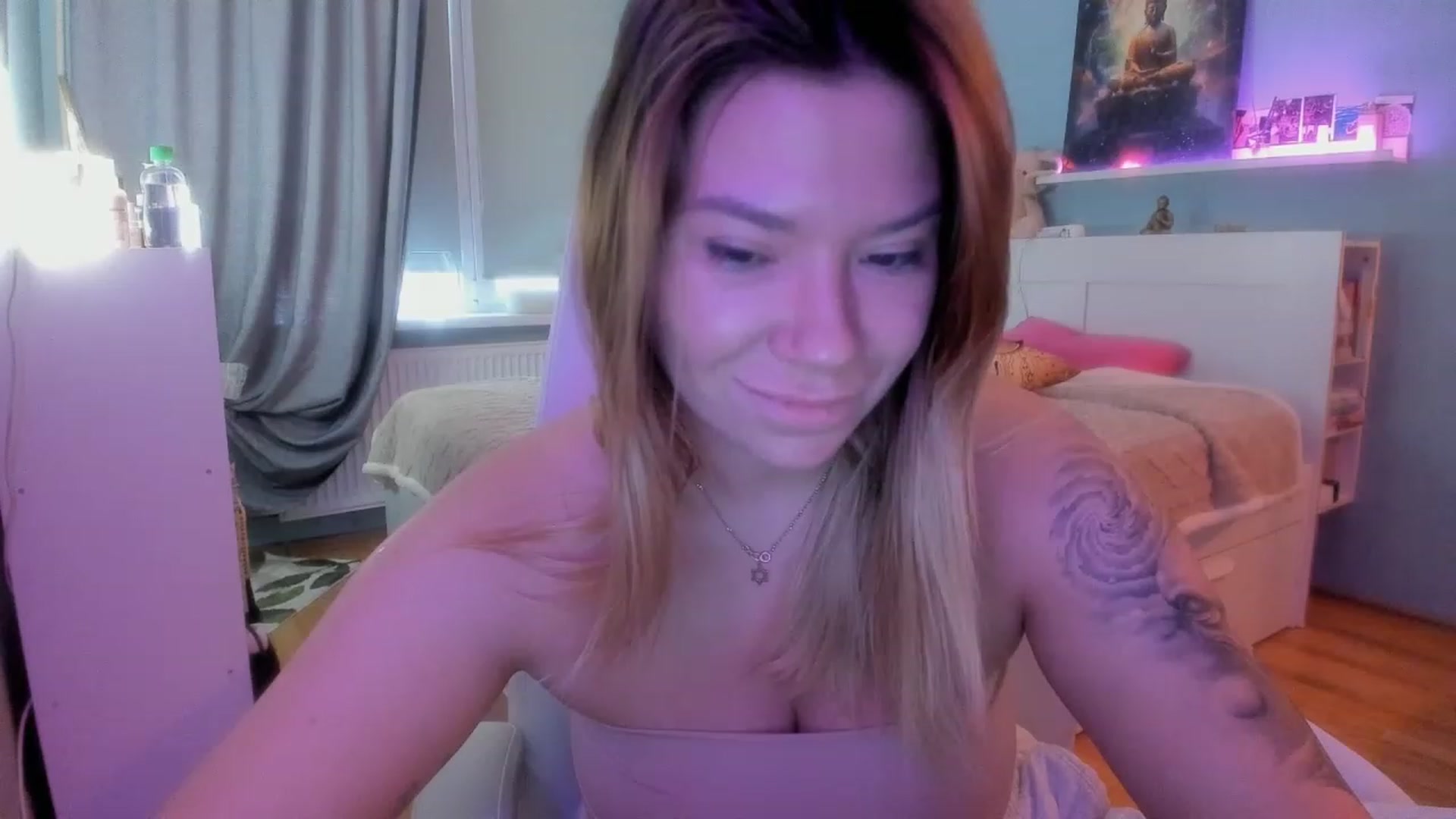 Gallery image thumbnail from NickyBlein's myfreecams stream on, 11/11/2023, 08:57 image 17 of 20