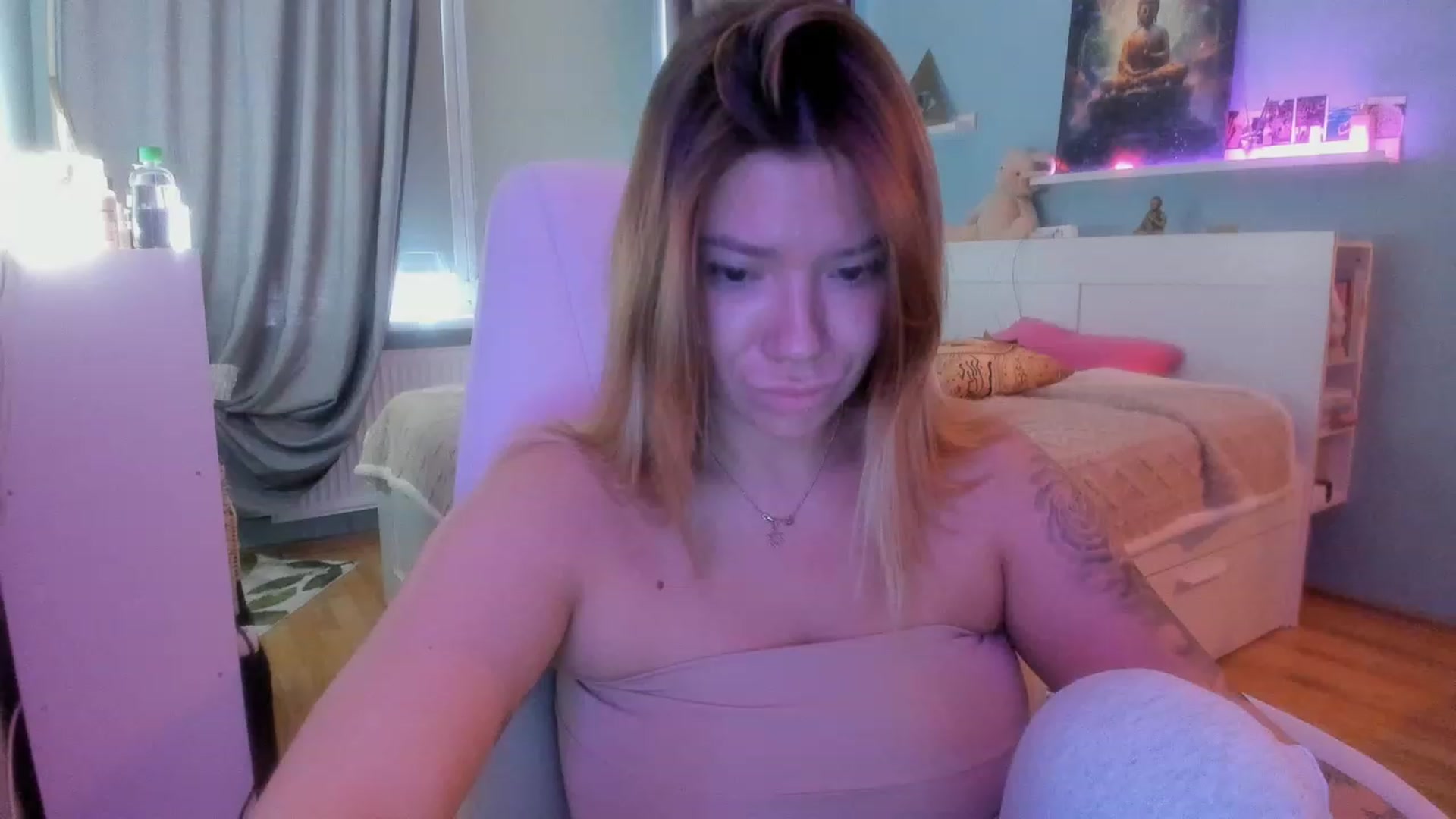 Gallery image thumbnail from NickyBlein's myfreecams stream on, 11/11/2023, 08:57 image 3 of 20