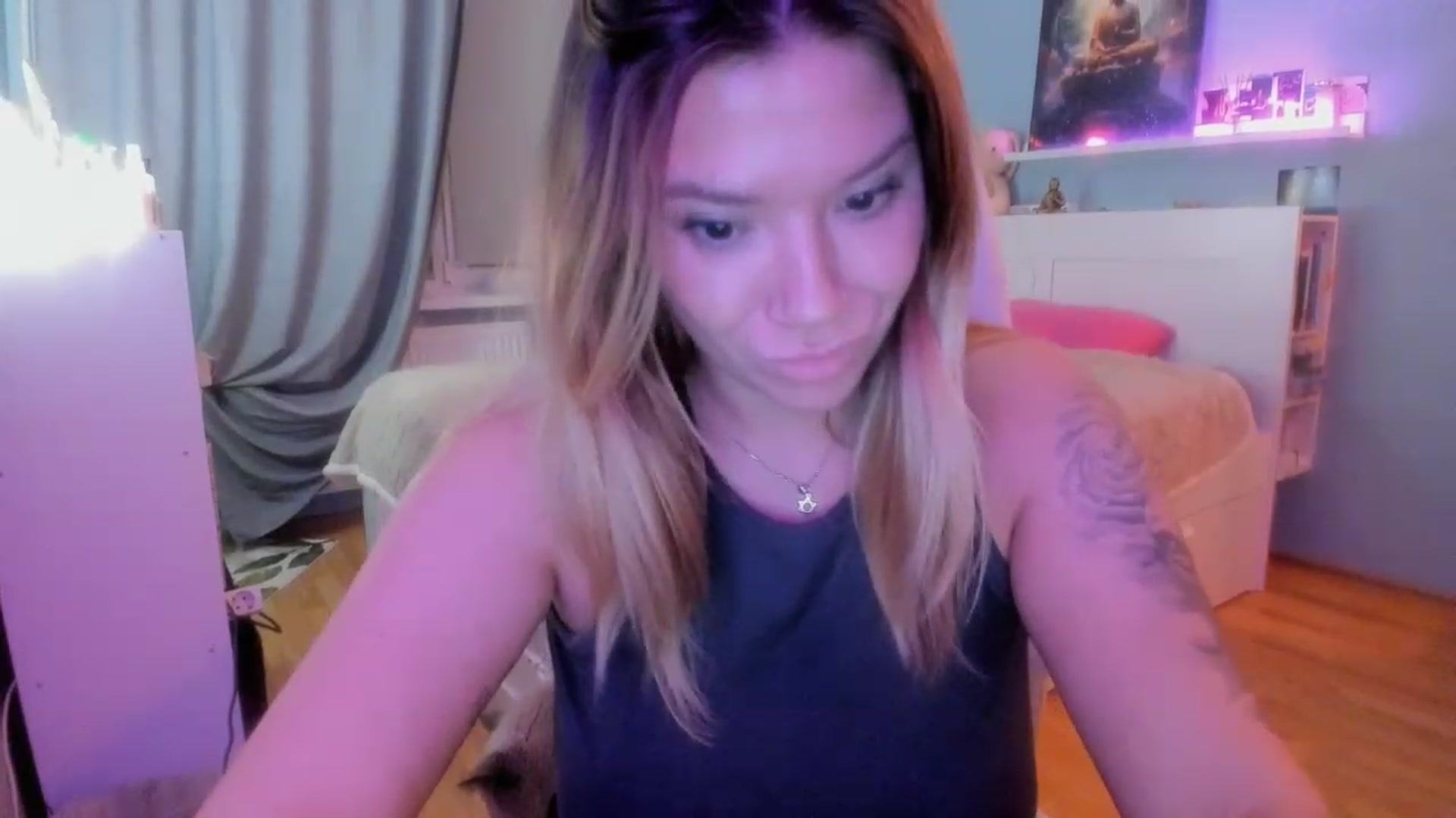 Gallery image thumbnail from NickyBlein's myfreecams stream on, 11/16/2023, 18:07 image 15 of 20