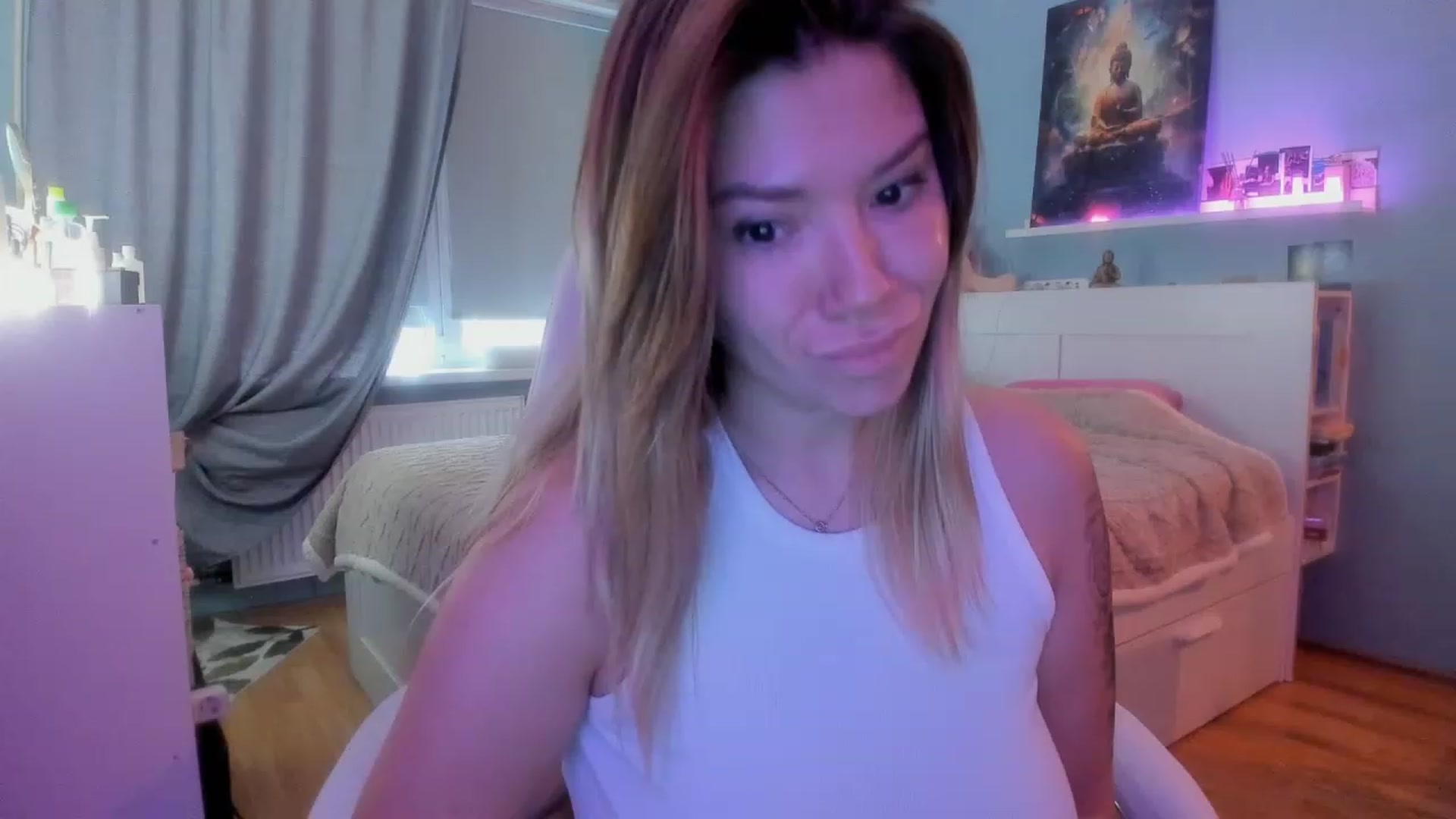 Gallery image thumbnail from NickyBlein's myfreecams stream on, 11/18/2023, 10:02 image 8 of 20