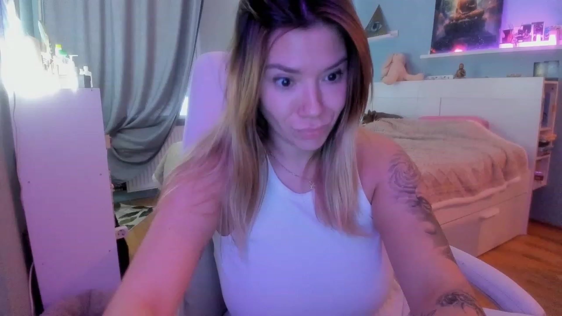 Gallery image thumbnail from NickyBlein's myfreecams stream on, 11/18/2023, 10:30 image 15 of 20