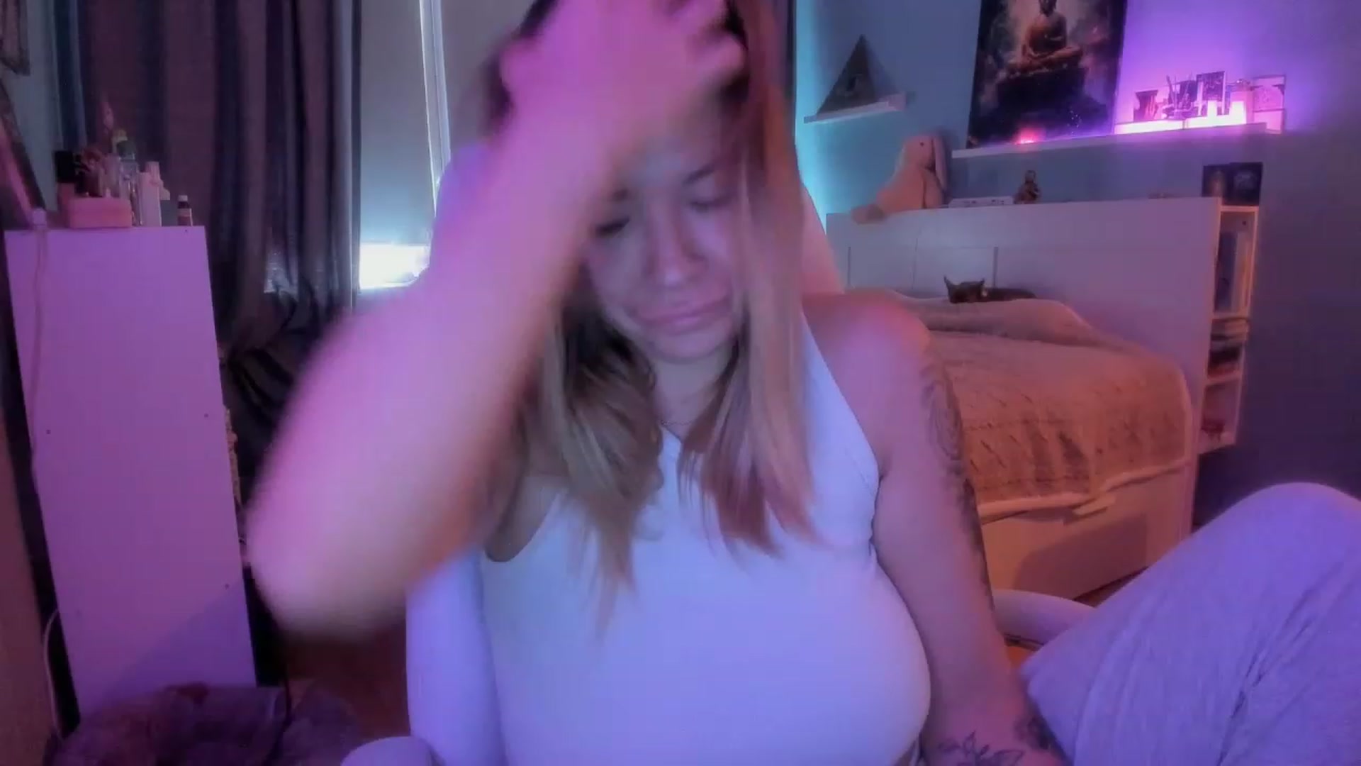 Gallery image thumbnail from NickyBlein's myfreecams stream on, 11/22/2023, 08:13 image 16 of 20