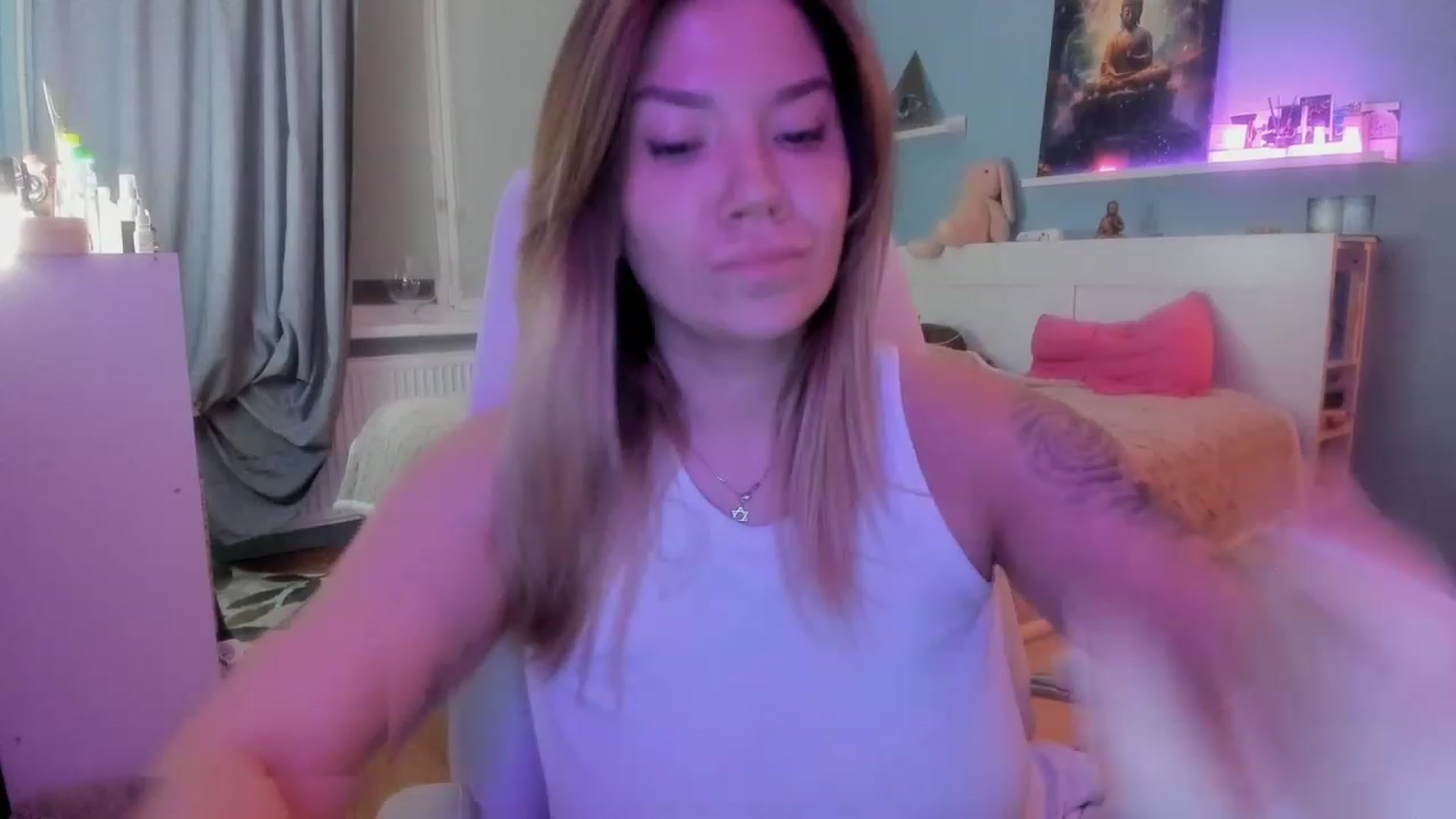 Gallery image thumbnail from NickyBlein's myfreecams stream on, 11/22/2023, 17:30 image 12 of 20