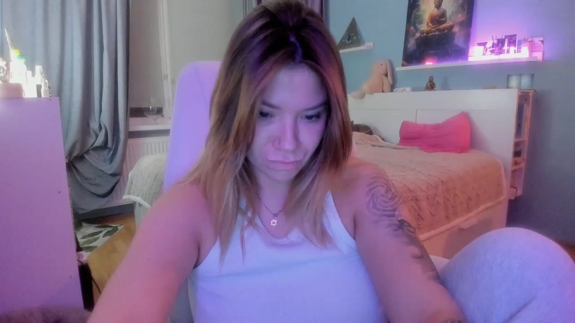 Gallery image thumbnail from NickyBlein's myfreecams stream on, 11/22/2023, 17:30 image 6 of 20