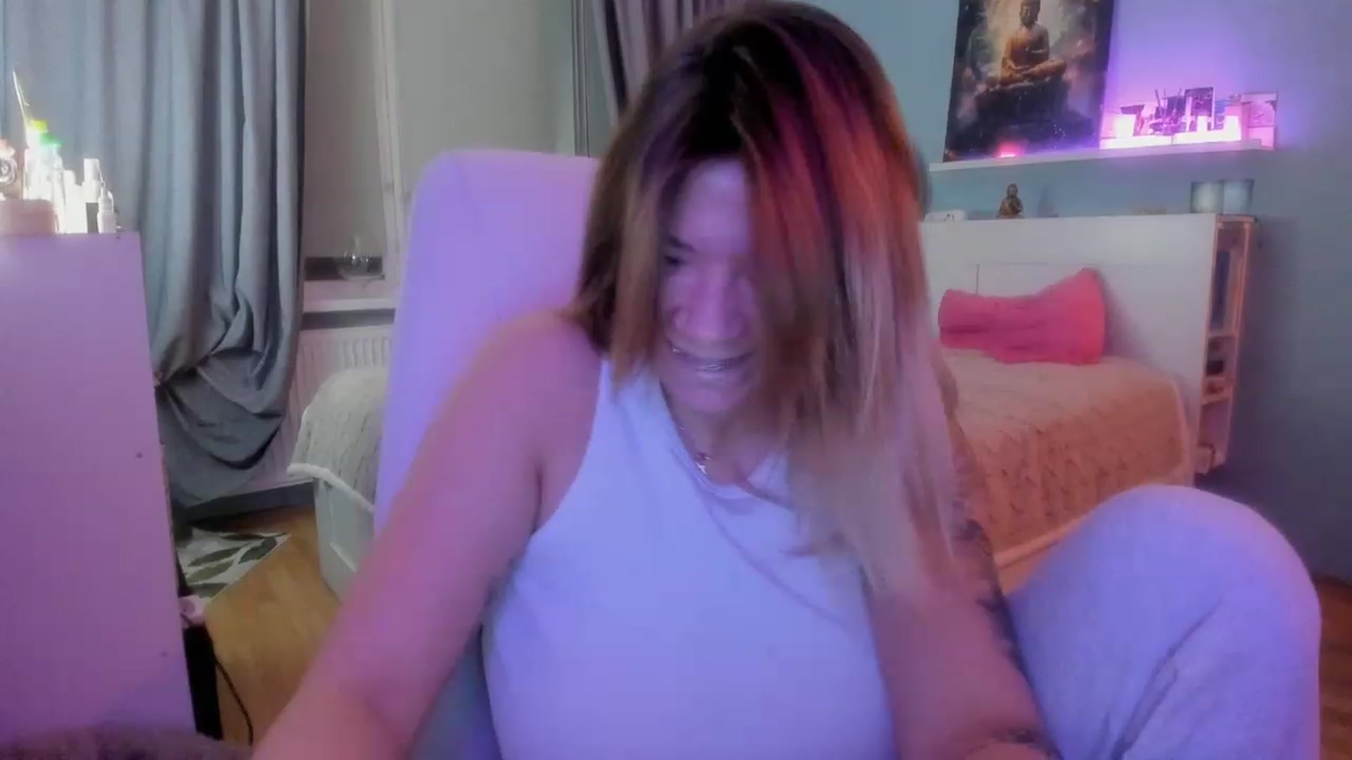 Gallery image thumbnail from NickyBlein's myfreecams stream on, 11/22/2023, 17:30 image 2 of 20