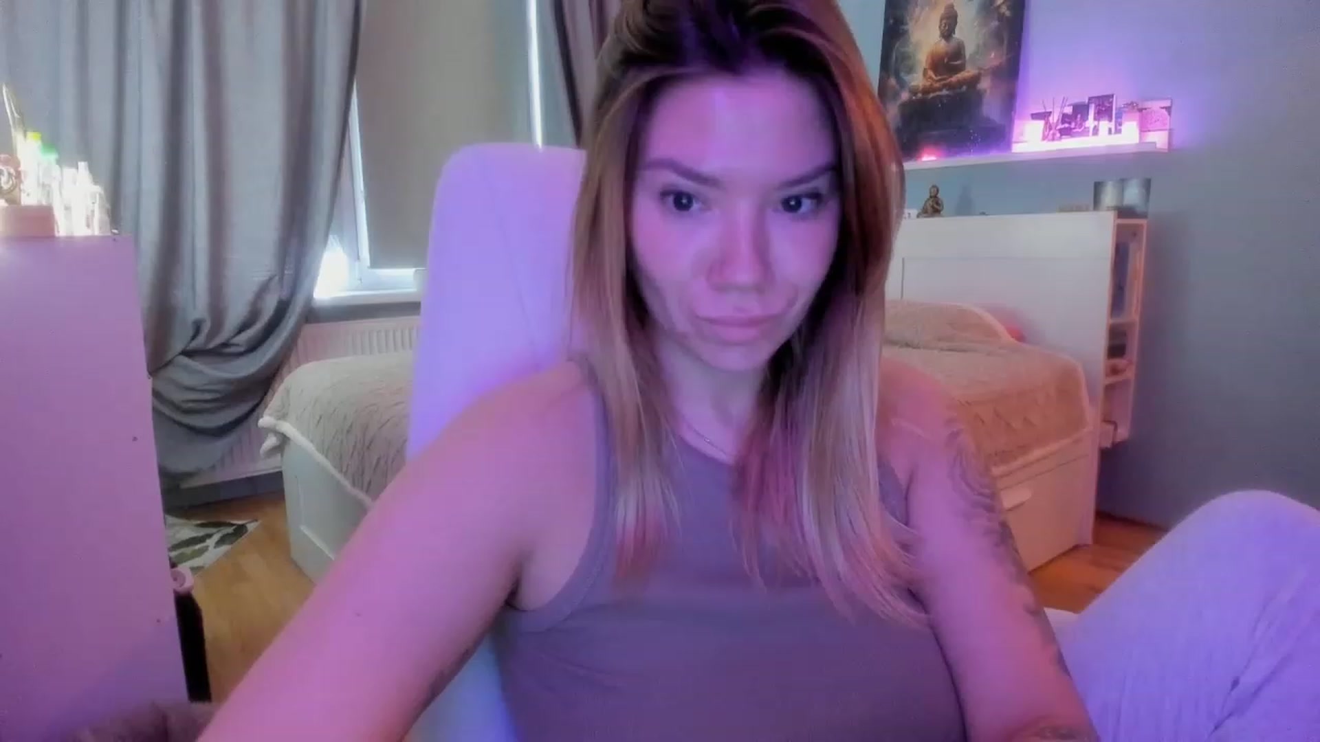 Gallery image thumbnail from NickyBlein's myfreecams stream on, 11/24/2023, 08:21 image 9 of 20