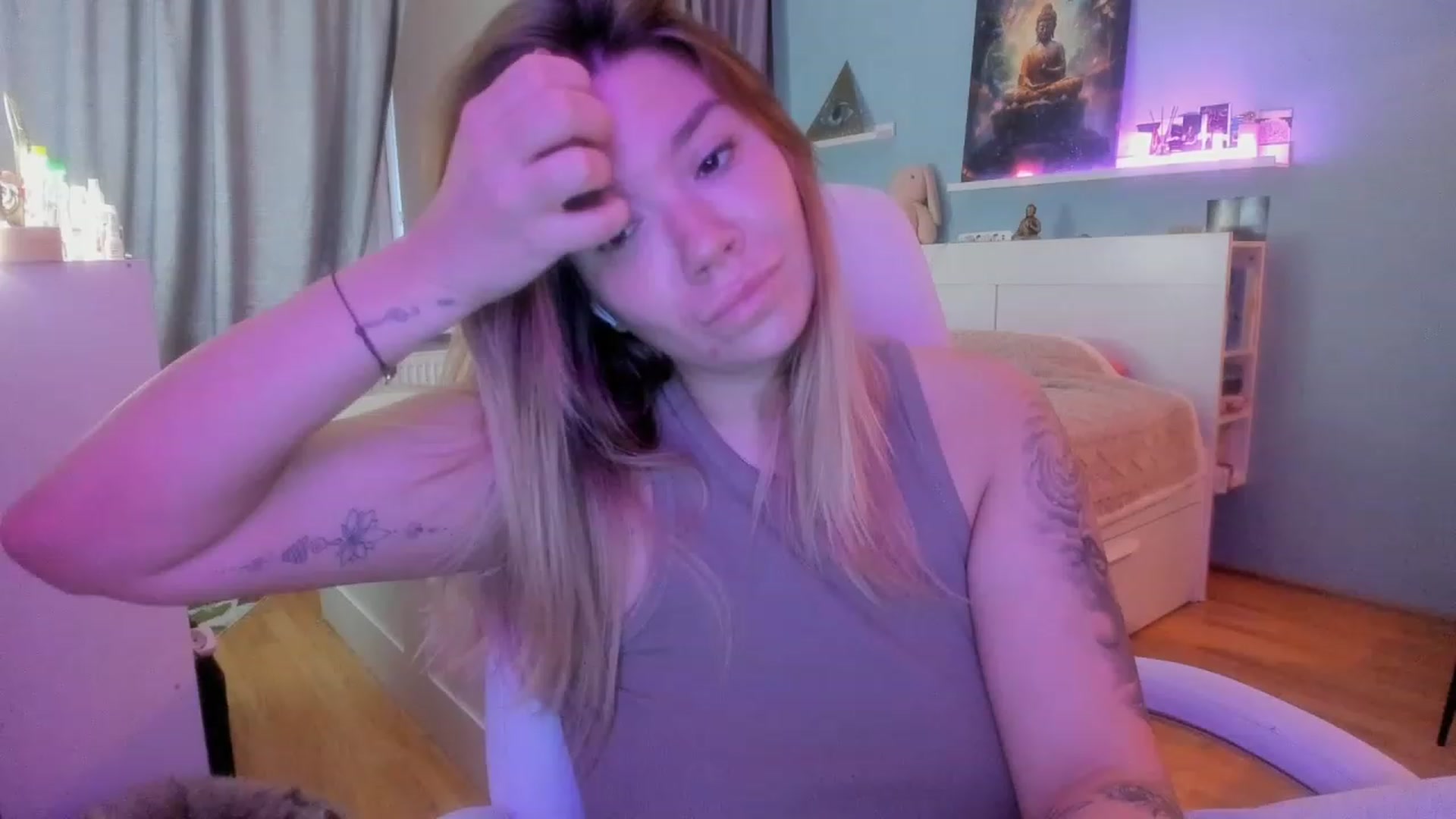 Gallery image thumbnail from NickyBlein's myfreecams stream on, 11/24/2023, 08:21 image 2 of 20