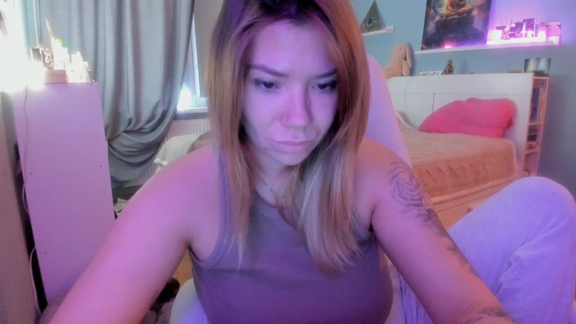 Gallery image thumbnail from NickyBlein's myfreecams stream on, 11/24/2023, 09:37 image 12 of 20