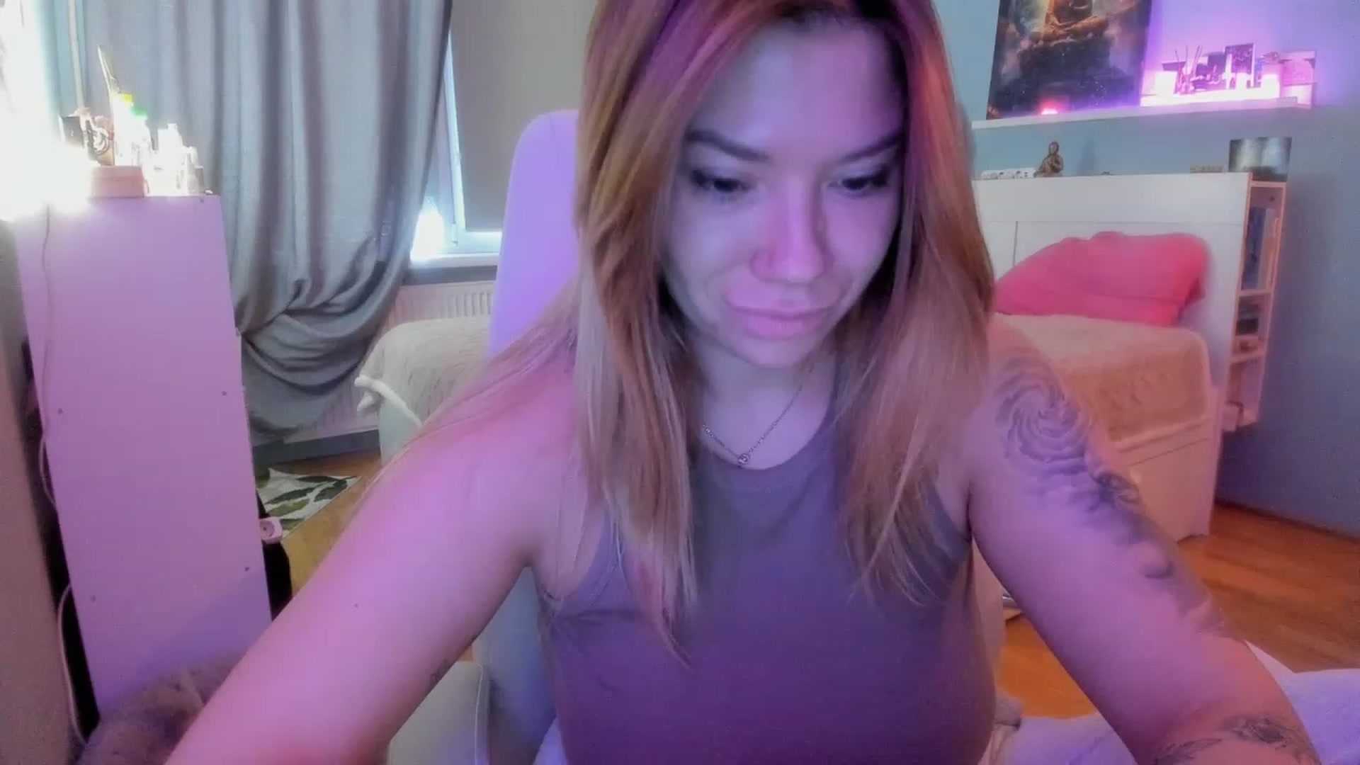 Gallery image thumbnail from NickyBlein's myfreecams stream on, 11/24/2023, 09:37 image 1 of 20