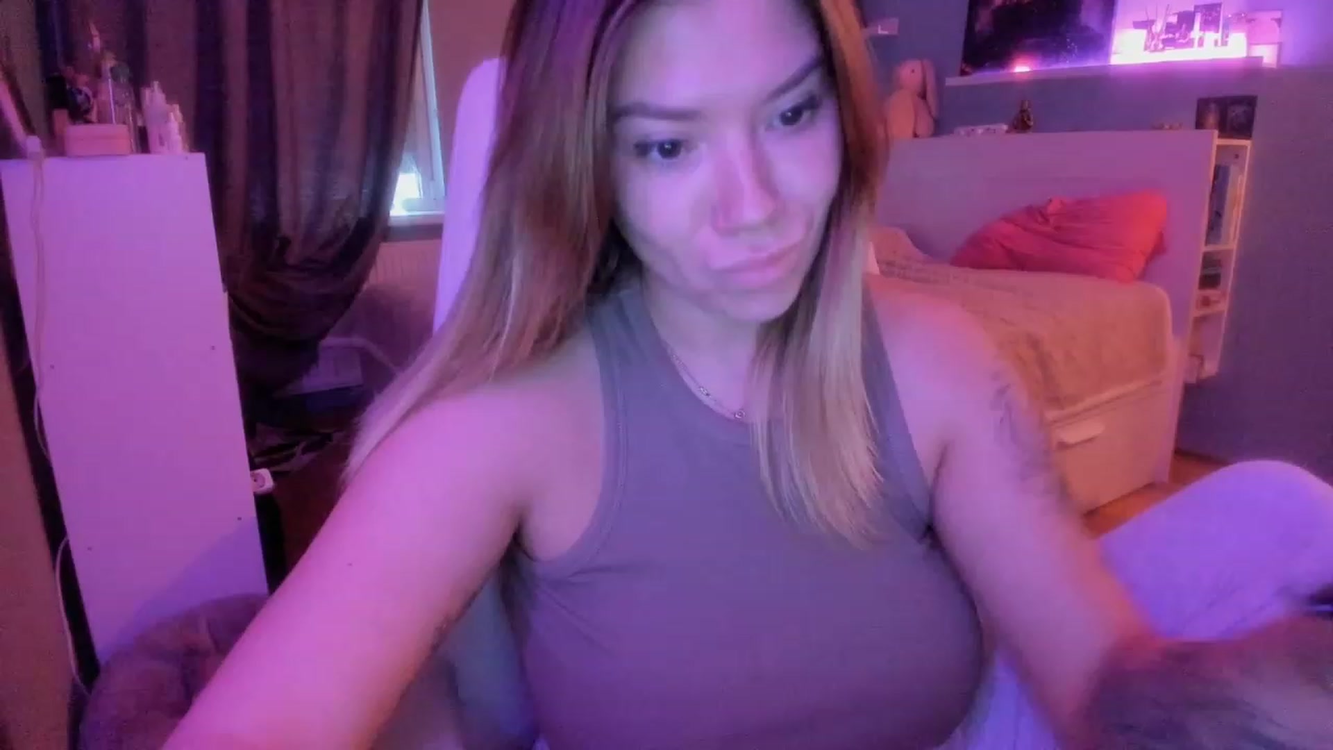Gallery image thumbnail from NickyBlein's myfreecams stream on, 11/24/2023, 12:58 image 4 of 20