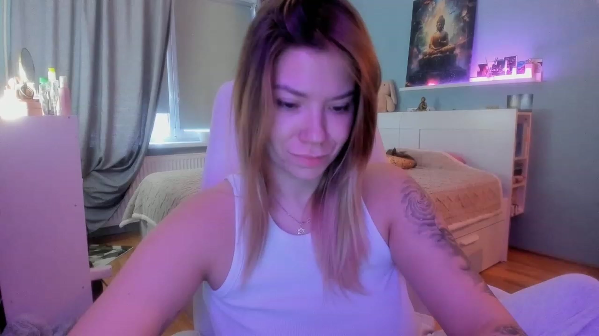 Gallery image thumbnail from NickyBlein's myfreecams stream on, 11/28/2023, 09:06 image 2 of 20