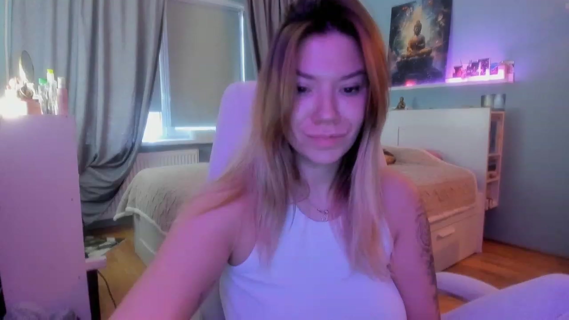 Gallery image thumbnail from NickyBlein's myfreecams stream on, 11/28/2023, 09:06 image 5 of 20