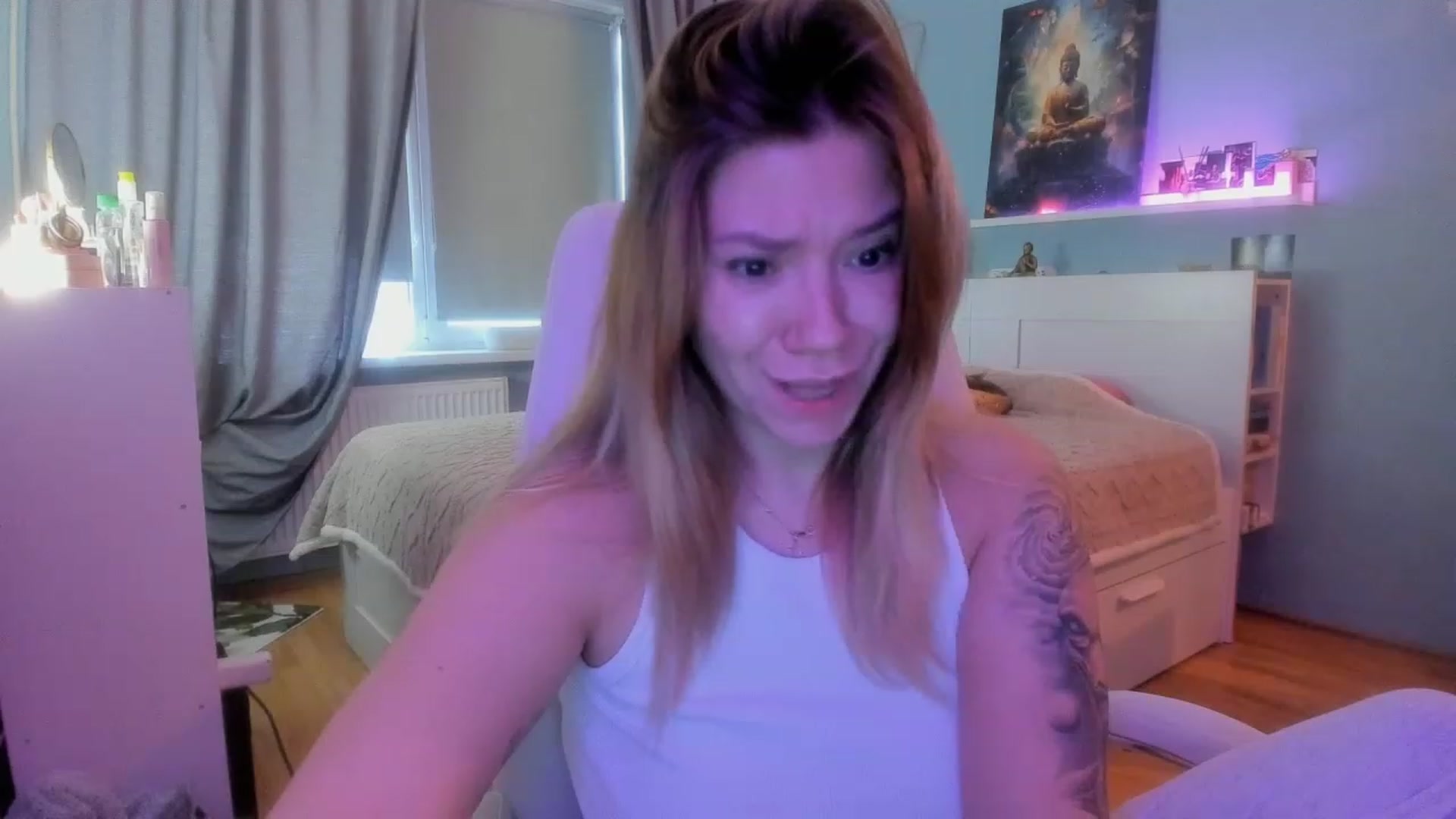 Gallery image thumbnail from NickyBlein's myfreecams stream on, 11/28/2023, 09:06 image 3 of 20