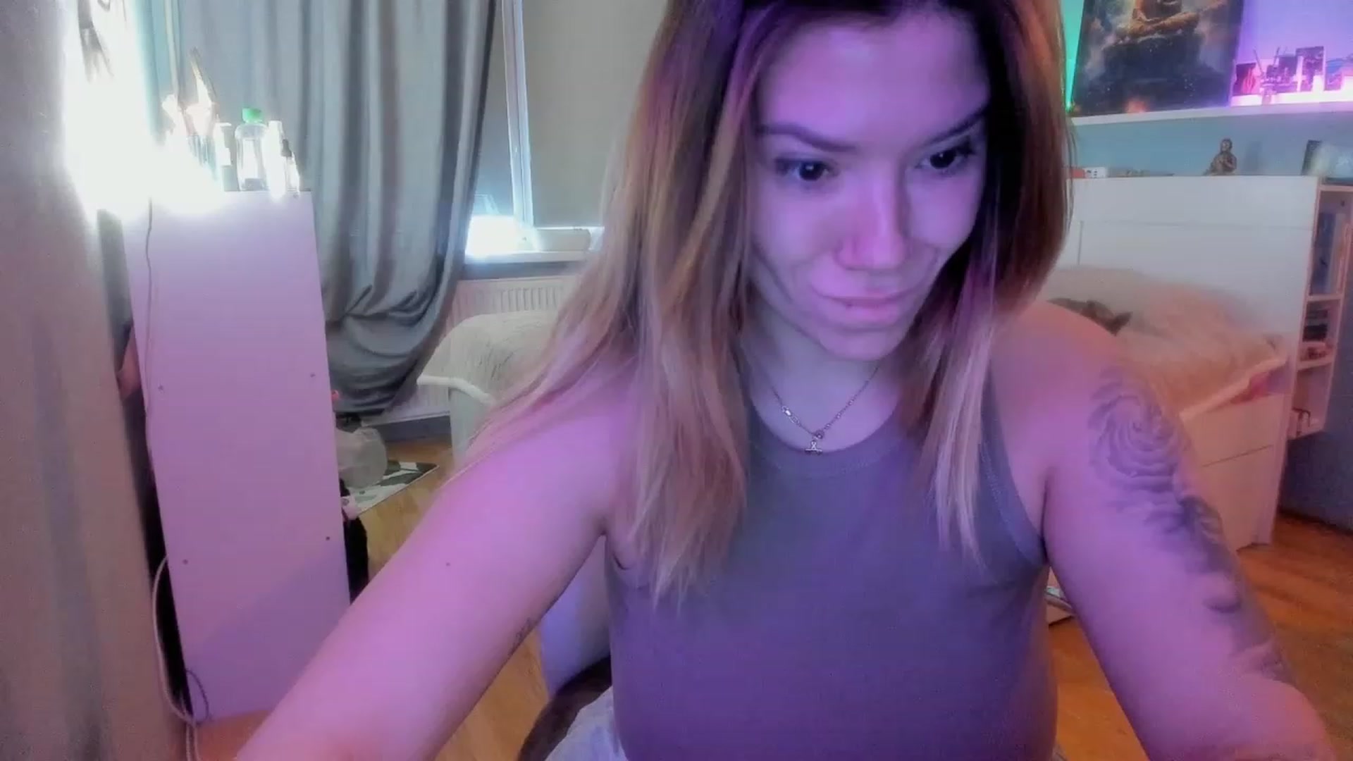 Gallery image thumbnail from NickyBlein's myfreecams stream on, 12/05/2023, 09:29 image 1 of 20