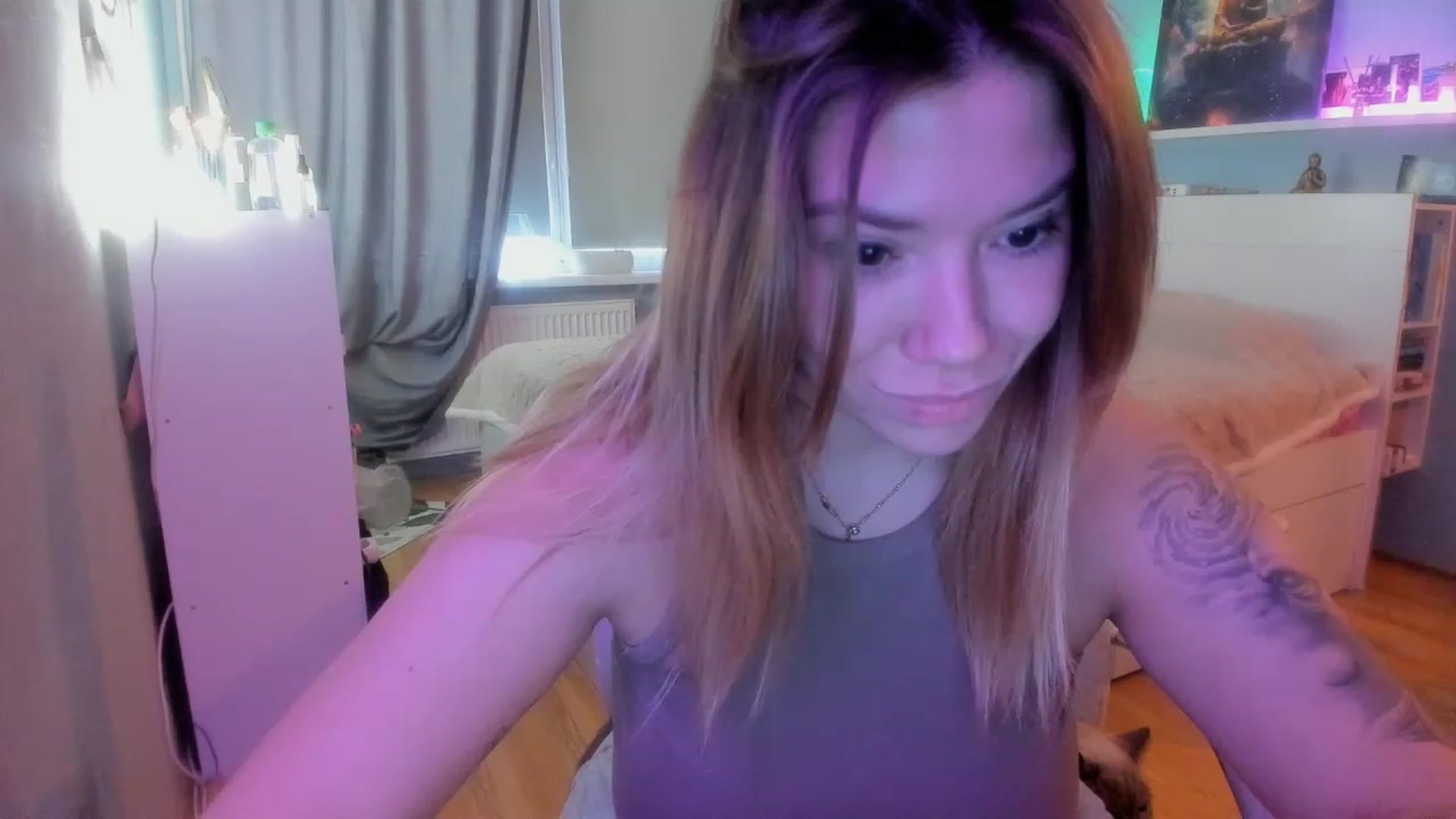 Gallery image thumbnail from NickyBlein's myfreecams stream on, 12/05/2023, 09:29 image 16 of 20