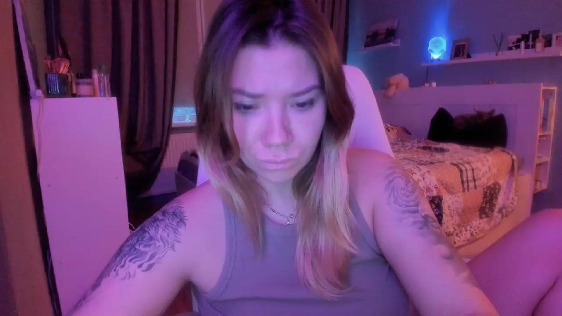 Gallery image thumbnail from NickyBlein's myfreecams stream on, 12/23/2023, 12:57 image 19 of 20