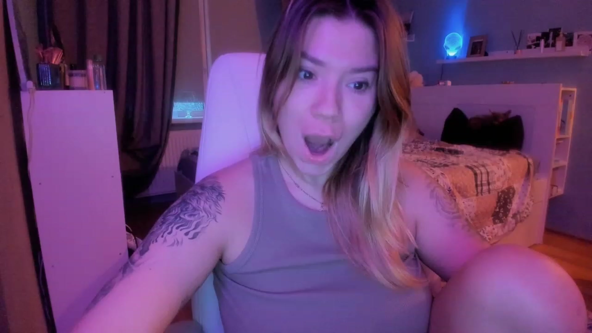 Gallery image thumbnail from NickyBlein's myfreecams stream on, 12/23/2023, 12:57 image 8 of 20