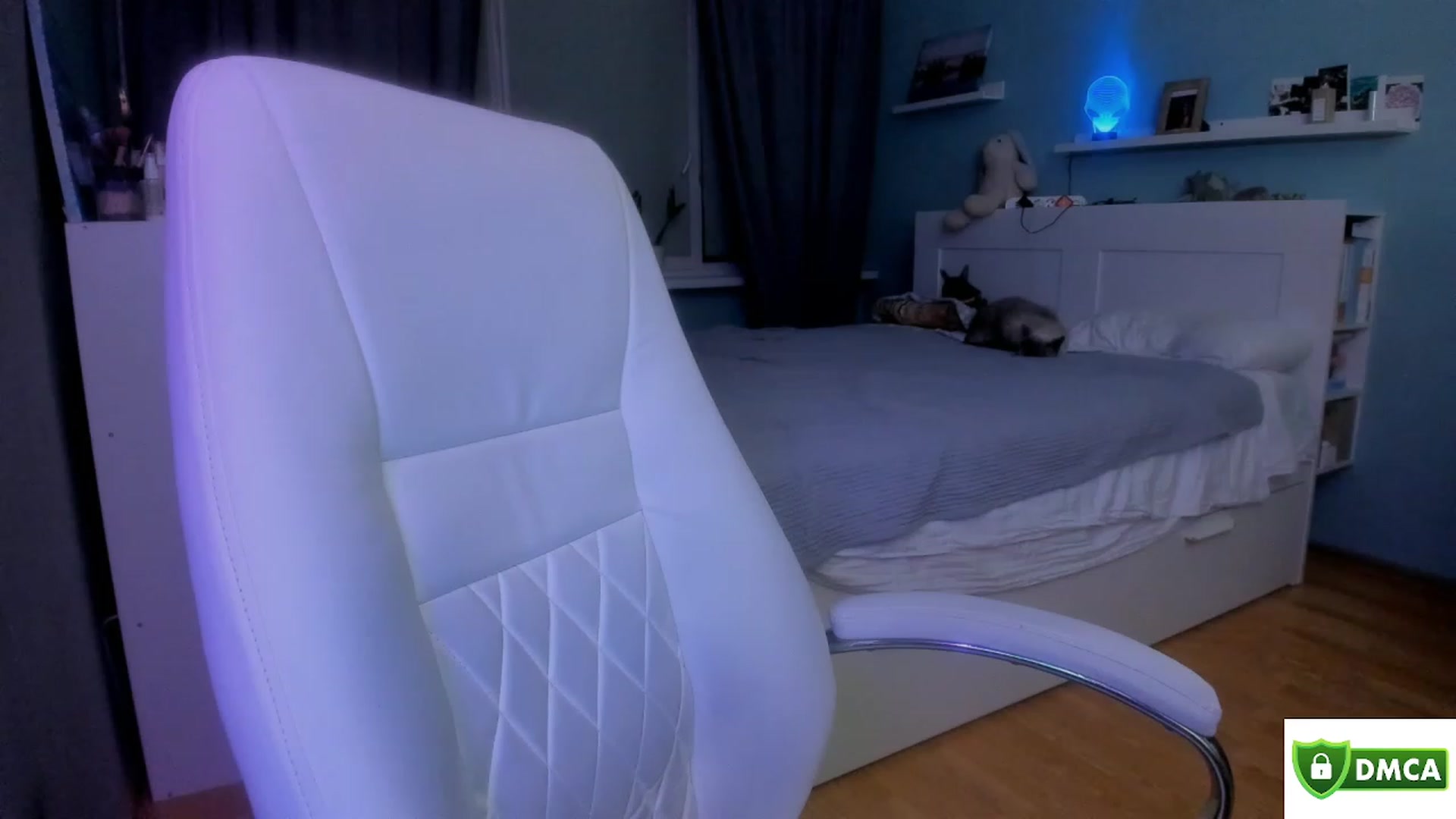Gallery image thumbnail from NickyBlein's myfreecams stream on, 03/12/2024, 17:16 image 7 of 20