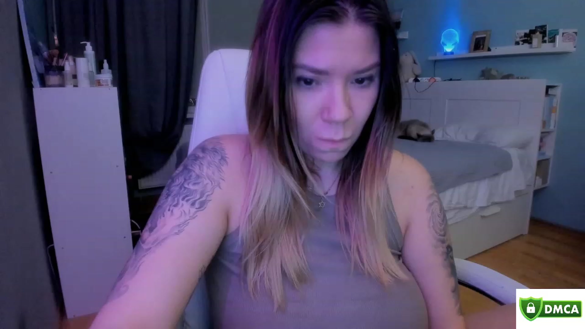 Gallery image thumbnail from NickyBlein's myfreecams stream on, 03/12/2024, 17:16 image 15 of 20