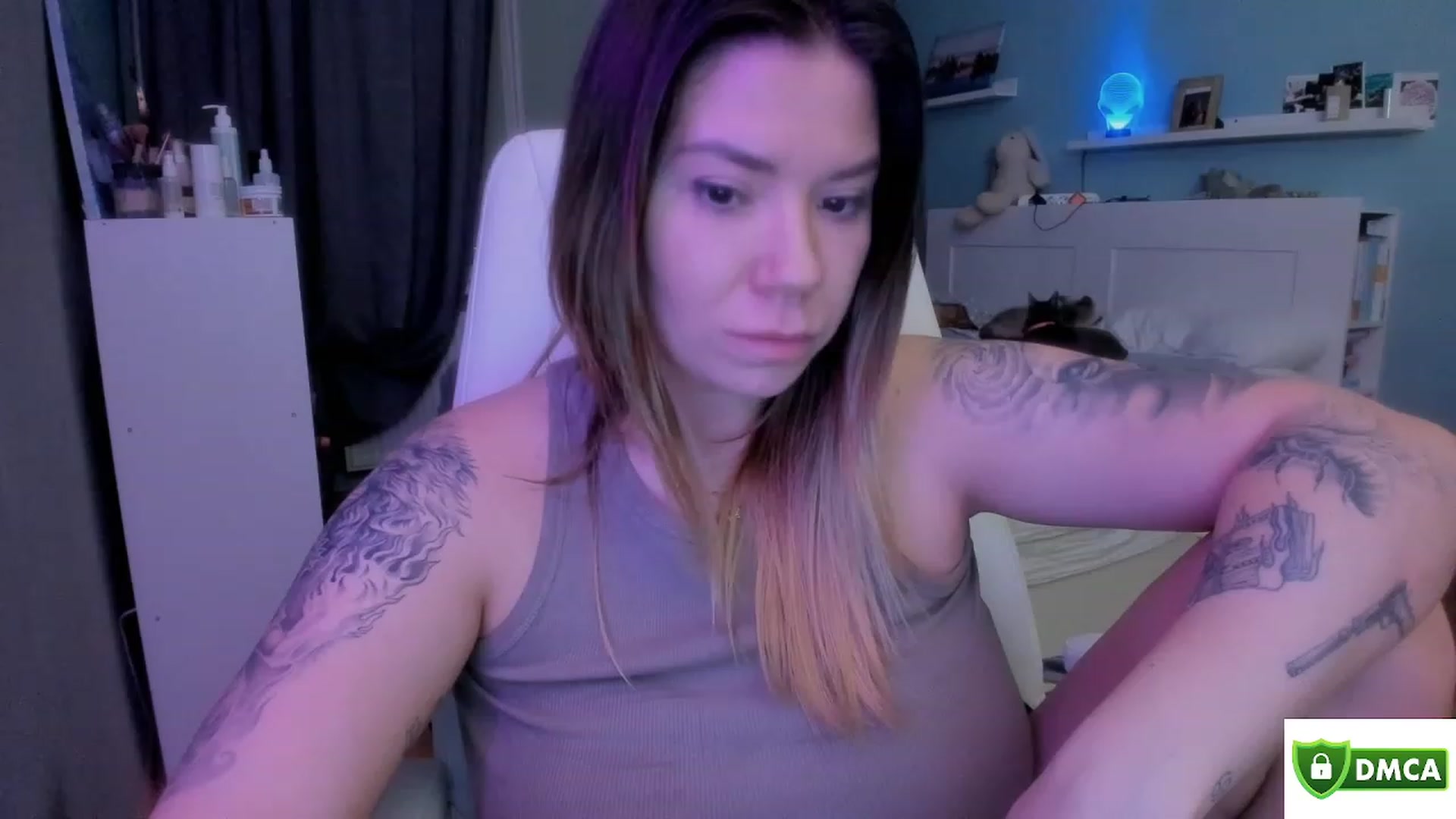 Gallery image thumbnail from NickyBlein's myfreecams stream on, 03/12/2024, 17:16 image 18 of 20