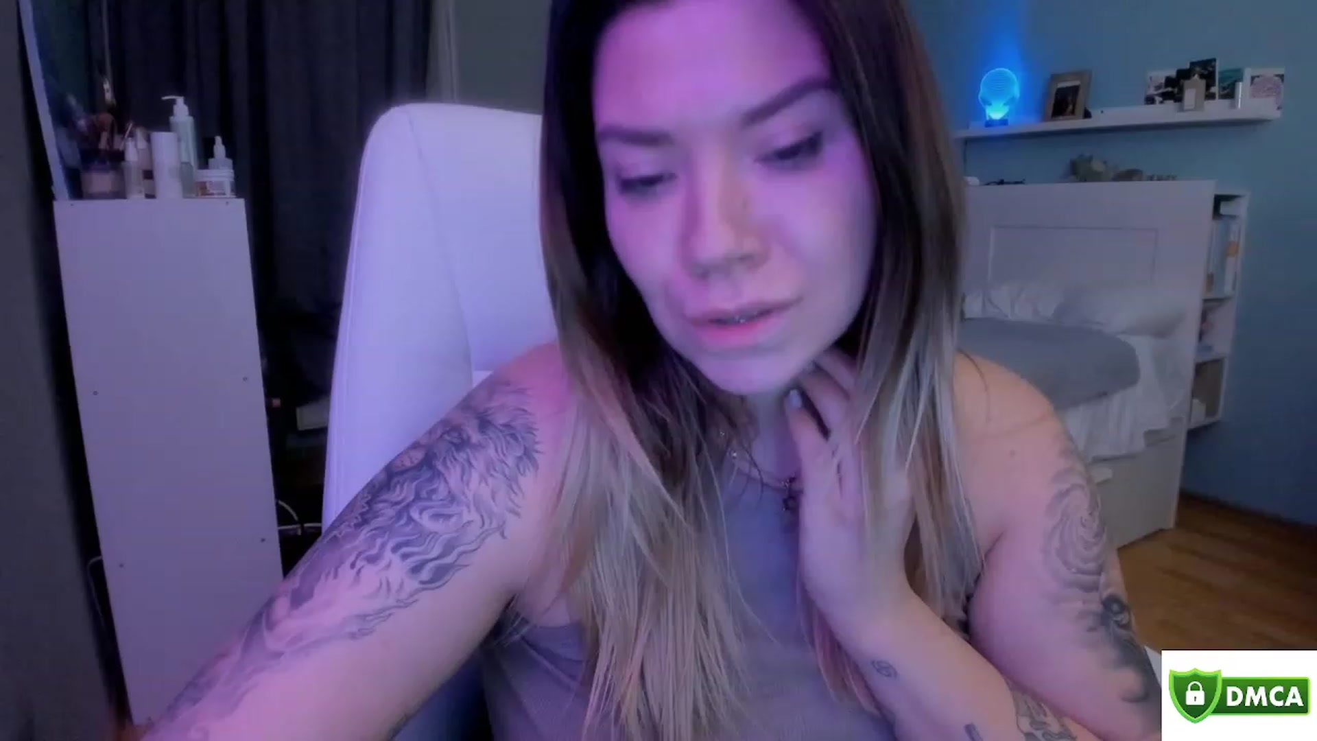 Gallery image thumbnail from NickyBlein's myfreecams stream on, 03/12/2024, 17:16 image 9 of 20