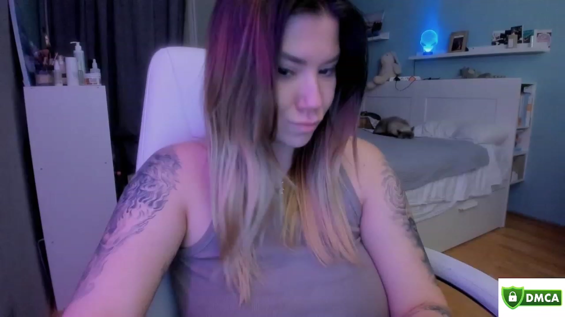 Gallery image thumbnail from NickyBlein's myfreecams stream on, 03/12/2024, 17:16 image 11 of 20