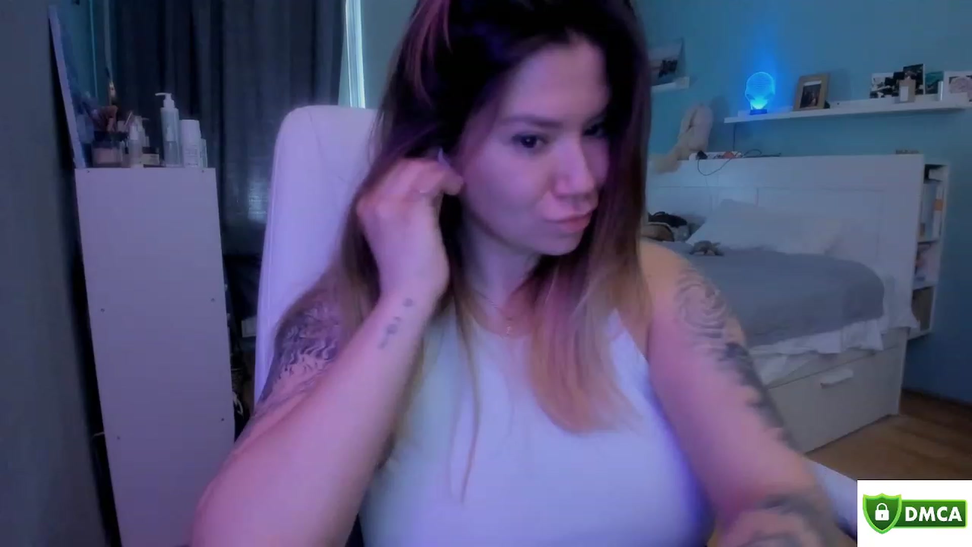 Gallery image thumbnail from NickyBlein's myfreecams stream on, 03/13/2024, 09:18 image 11 of 20