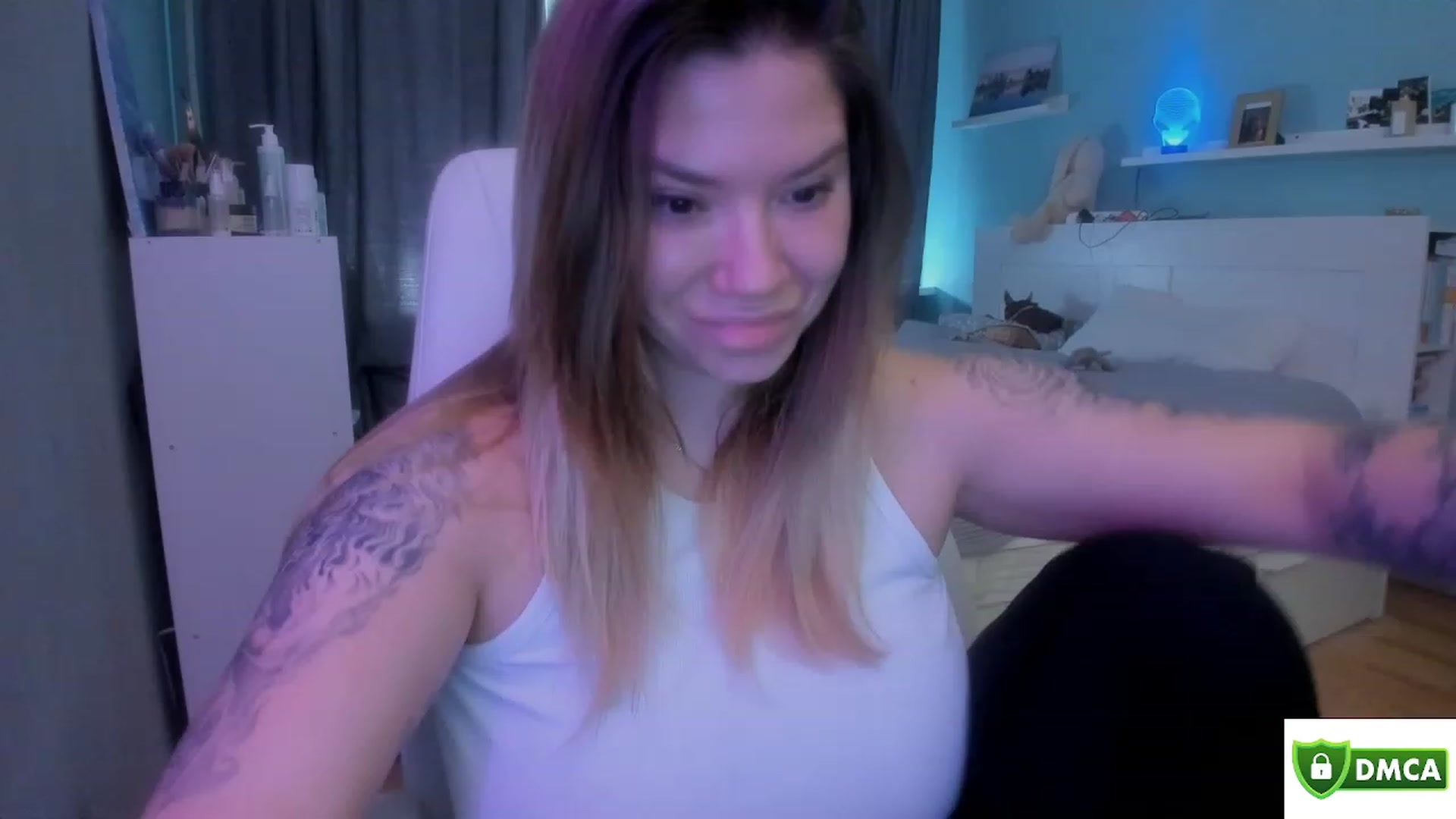 Gallery image thumbnail from NickyBlein's myfreecams stream on, 03/13/2024, 09:18 image 19 of 20