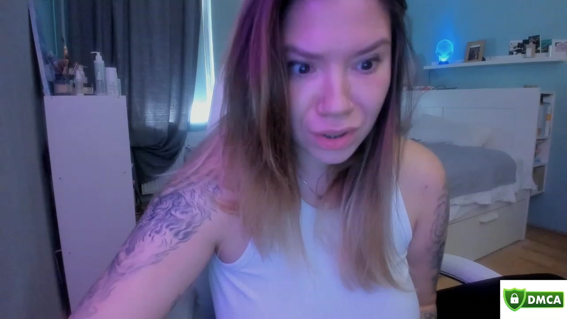 Gallery image thumbnail from NickyBlein's myfreecams stream on, 03/13/2024, 09:18 image 17 of 20